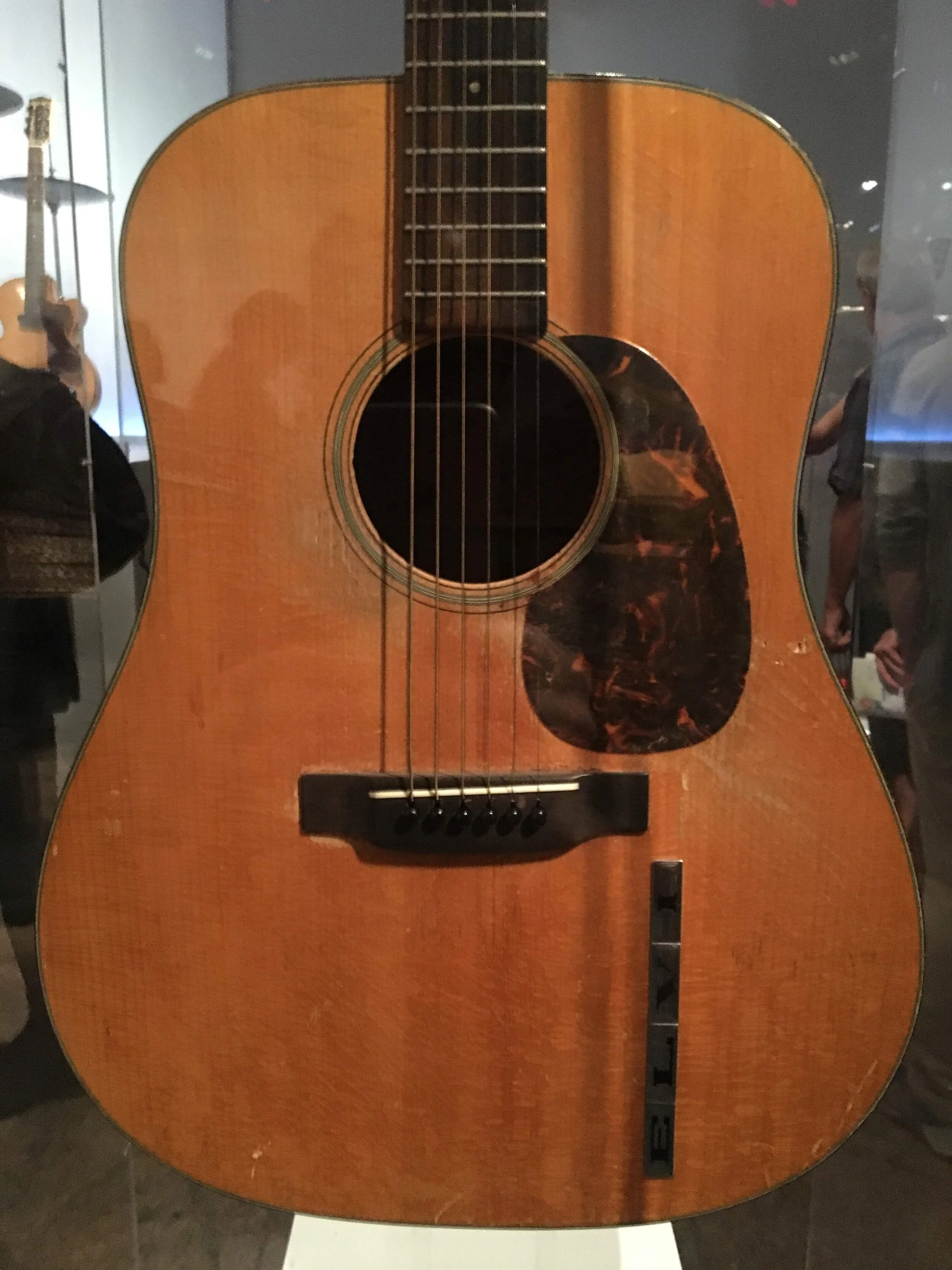 Elvis-Presley-D-18 Martin-Guitar-img.jpeg.JPG