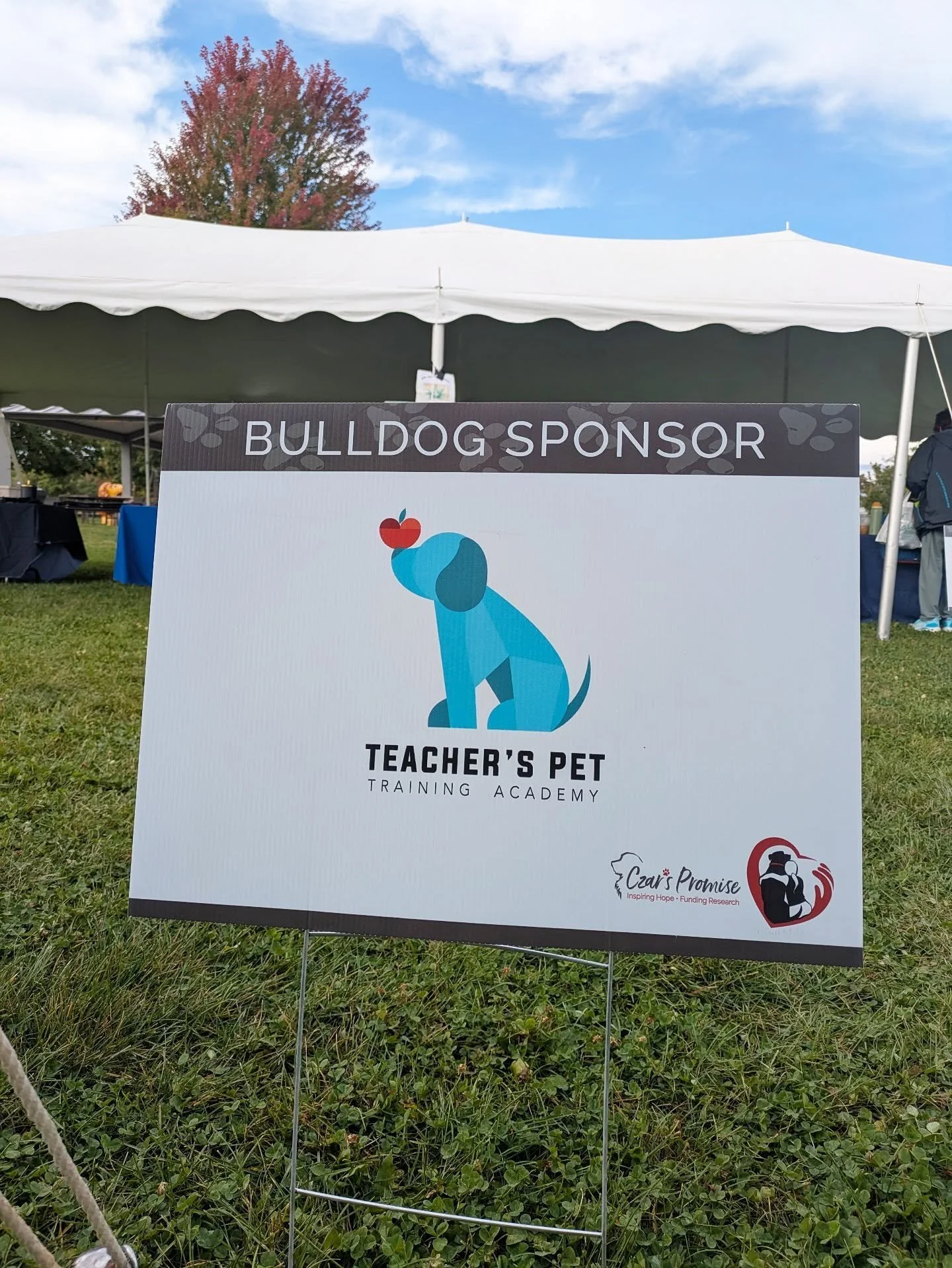 We will be at McKee Farms Park until 2pm at the @czarspromise Inspiring Hope Walk!  Come see us!! We have free stickers, candy, and dog treats!  There are amazing other vendors and food trucks here 🥰🥰 Come enjoy the beautiful day and help support C