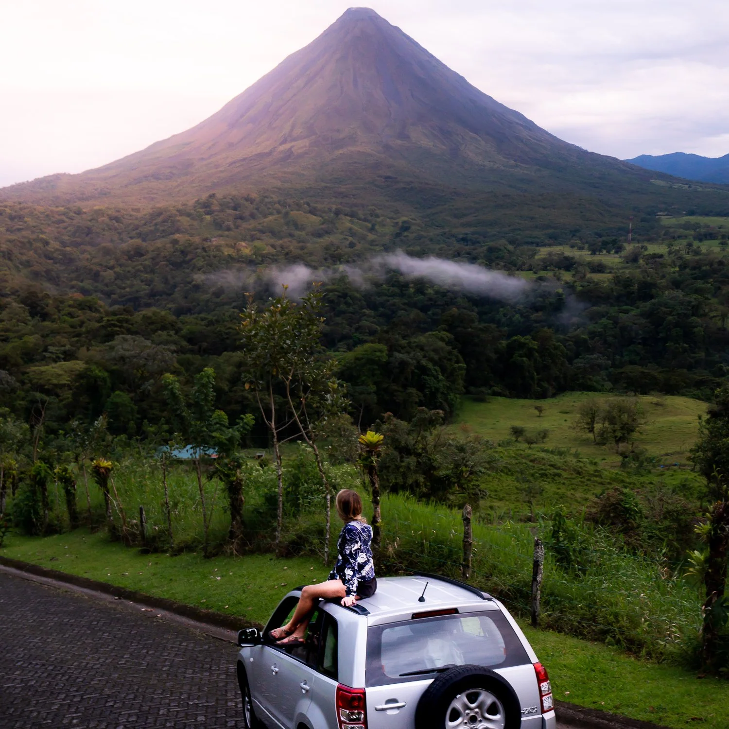 solo travel costa rica itinerary