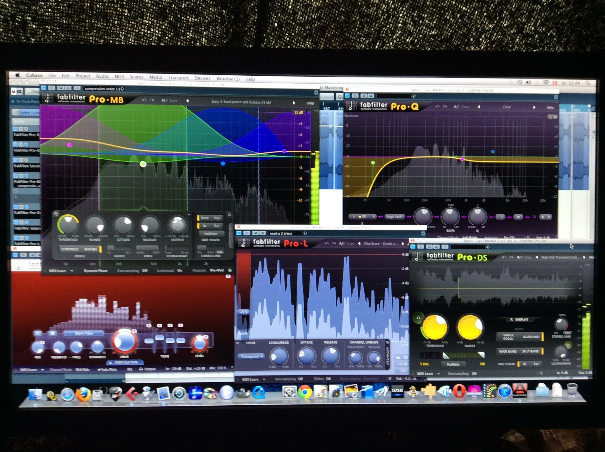 Min sequencer Cubase og noen av mine plugins