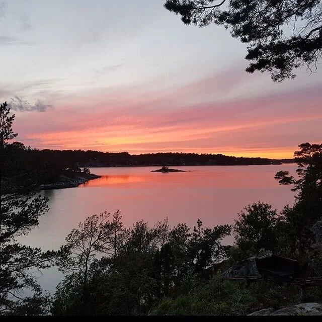 Idag g&aring;r mina tankar lite extra till de &auml;ldre i v&aring;rt community ❤ till min mamma och pappa, till deras v&auml;nner, till &auml;nnu &auml;ldre personer som &auml;r b&aring;de gamla och kanske sjuka. Till alla som &auml;r r&auml;dda. Vi