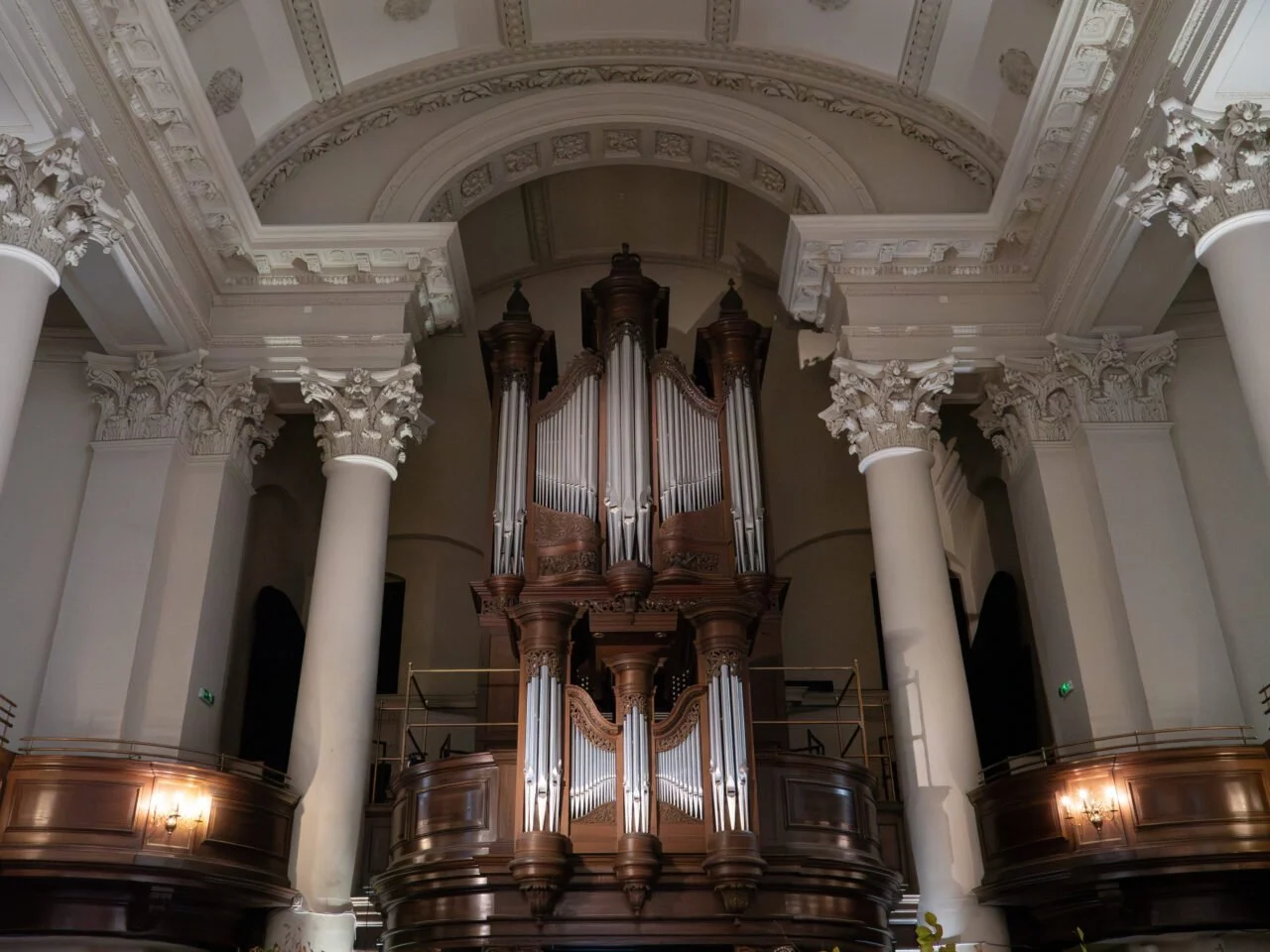 A Turning Leaf : Piano and Organ 