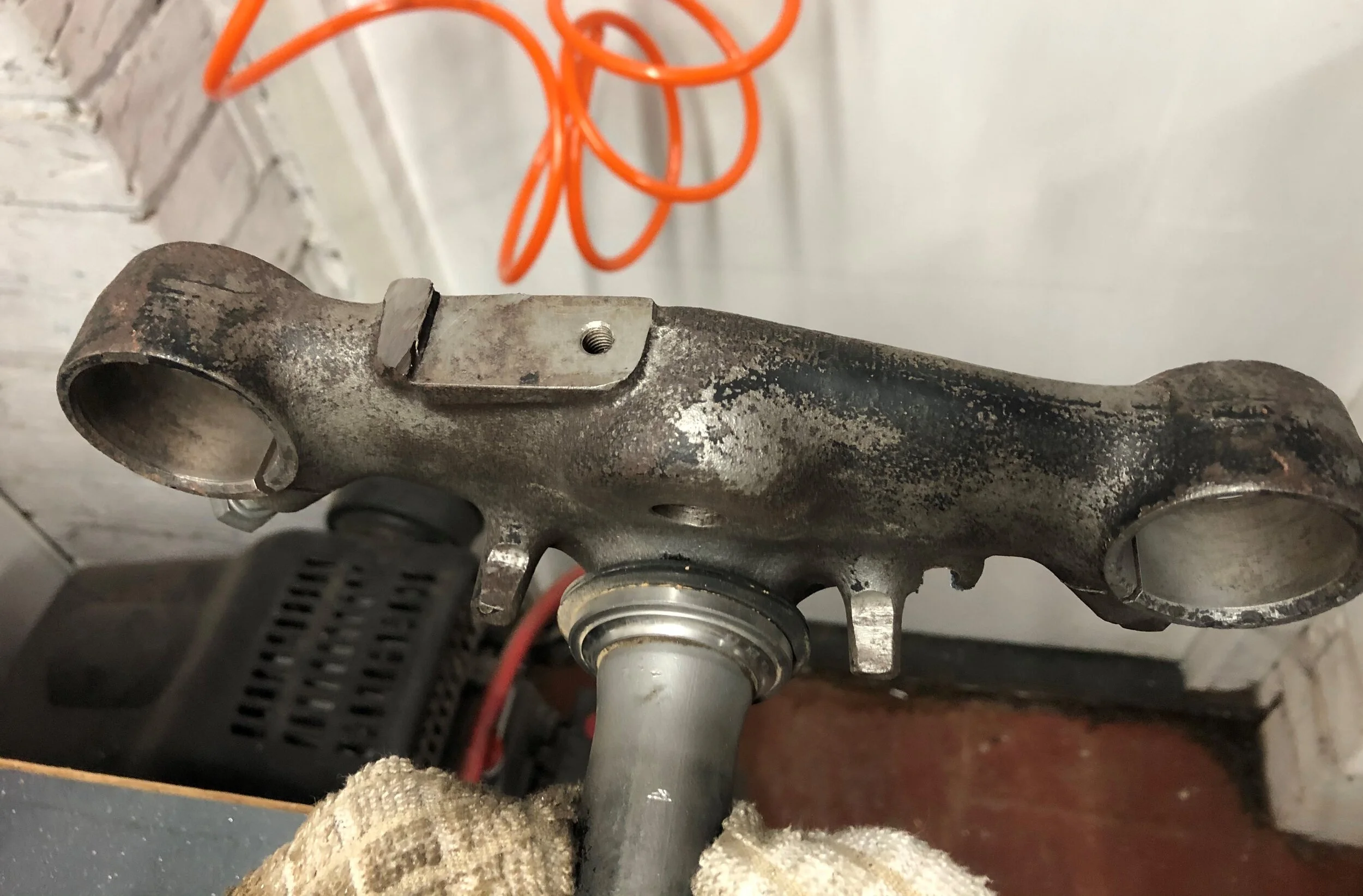 Honda CB550 front end build All Balls Racing roller taper bearings