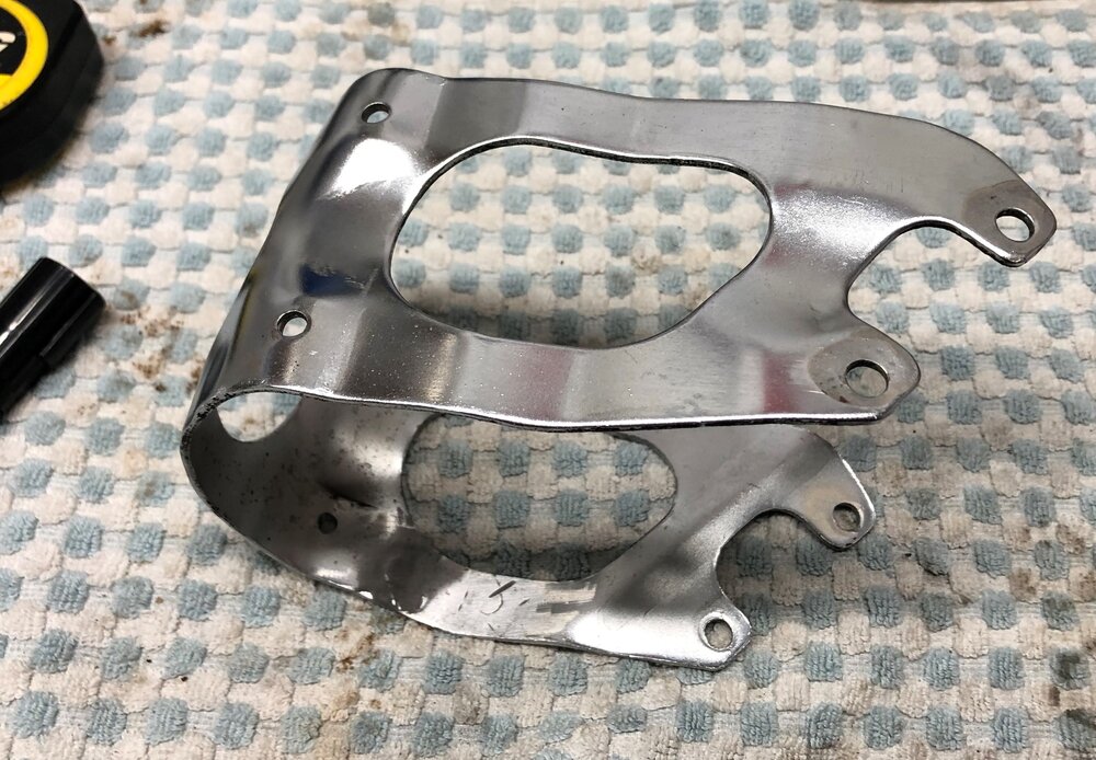 Ride the miles CB550 cafe racer front mudguard bracket clean.jpg