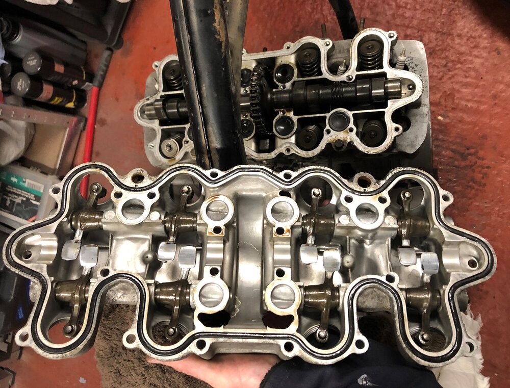 Ride the miles Honda CB550 engine rebuild rocker cover removed.jpg