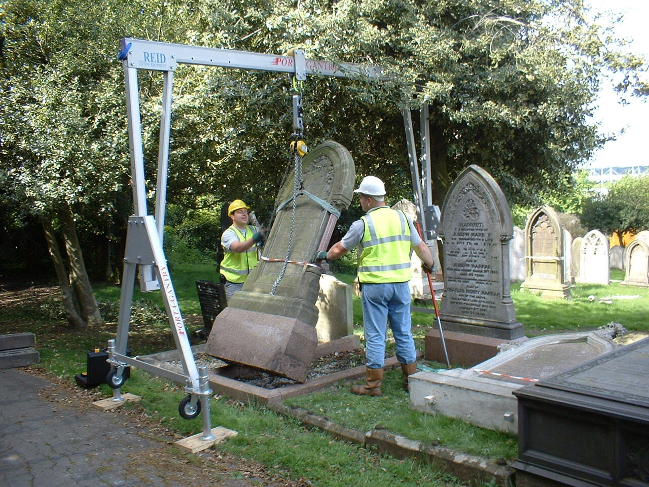 Porta Gantry in cemetery application 