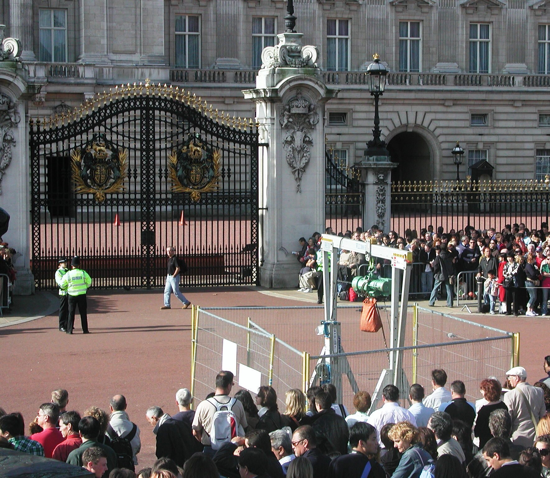 Porta Gantry at  Buckingham Palace being used for construction 