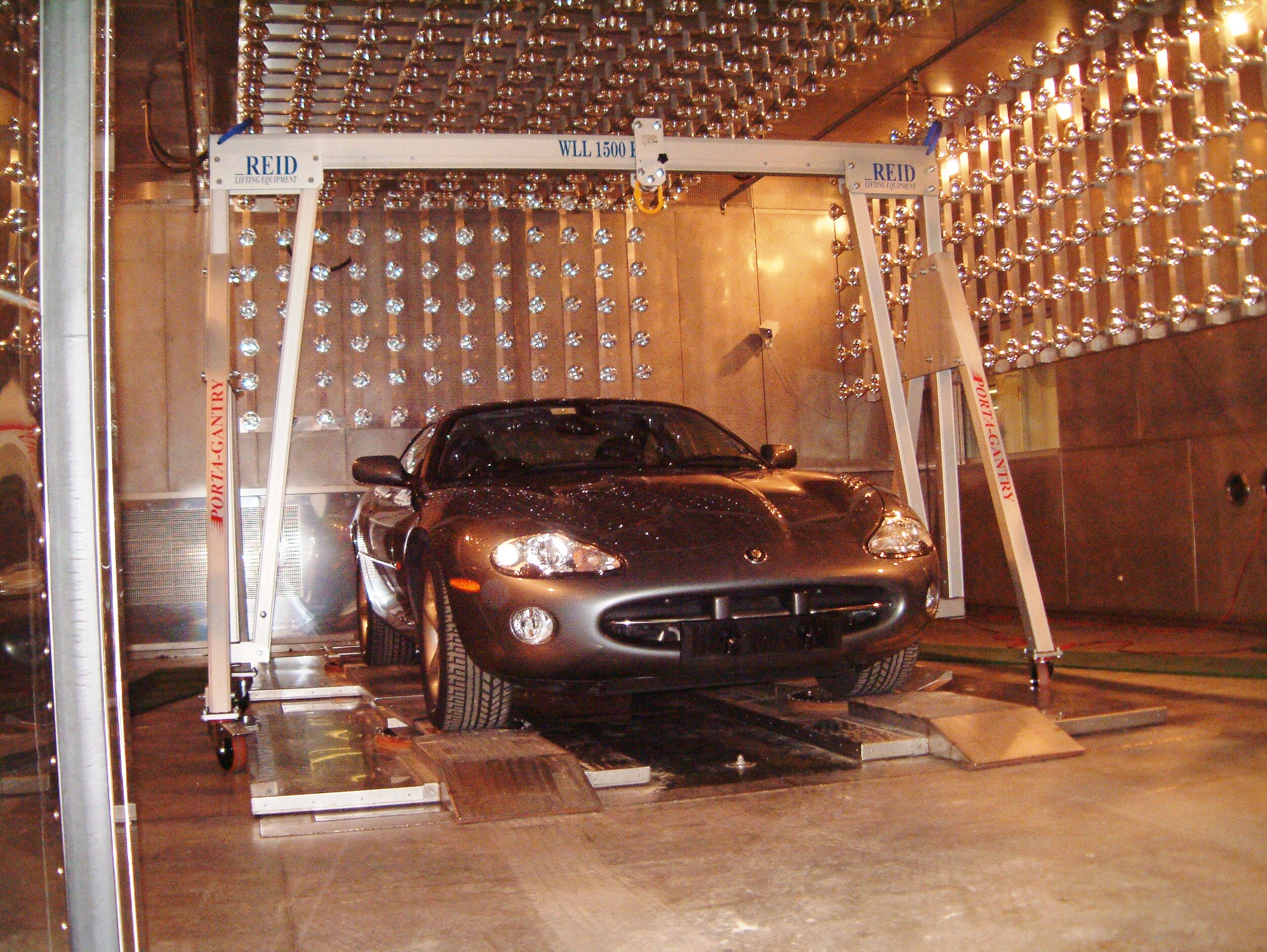 Porta Gantry being used in the automotive industry at Jaguar
