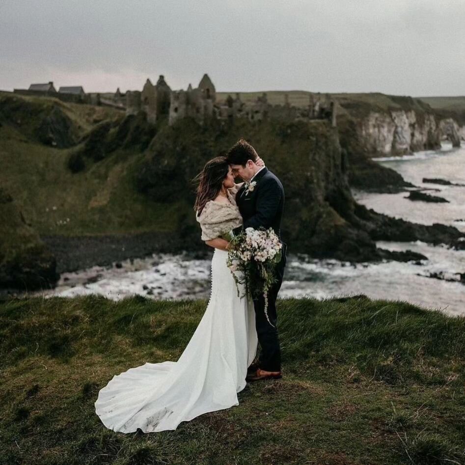 Winter elopements just look so good! The dramatic weather makes it look like a movie scene!!! Tatiana &amp; Jake came from Westport Connecticut, USA to elope in the most beautiful place on earth!!! They braved all the elements with smiles on their fa