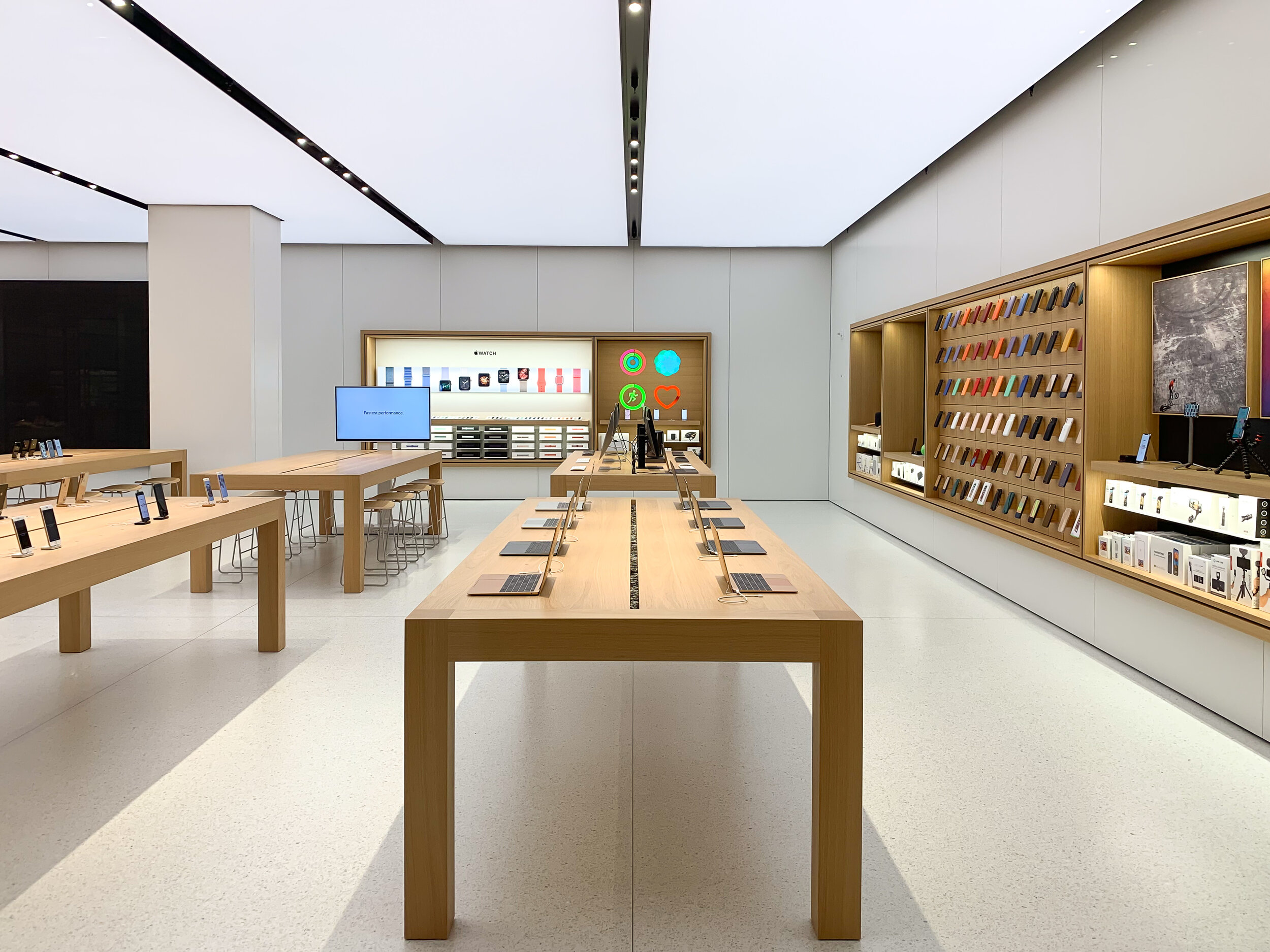 New Store Design — The Apple Store Glossary