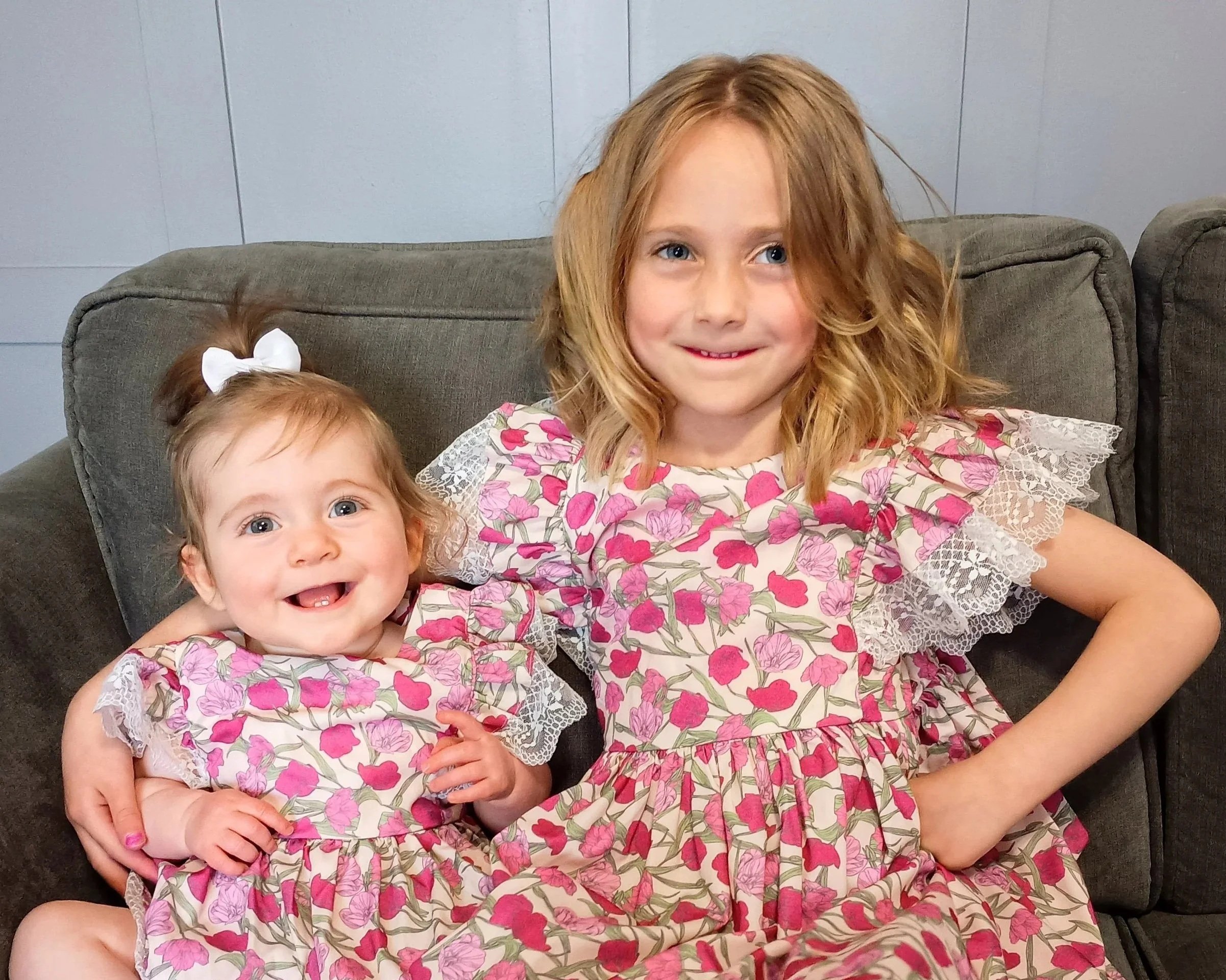 Two strong daughters