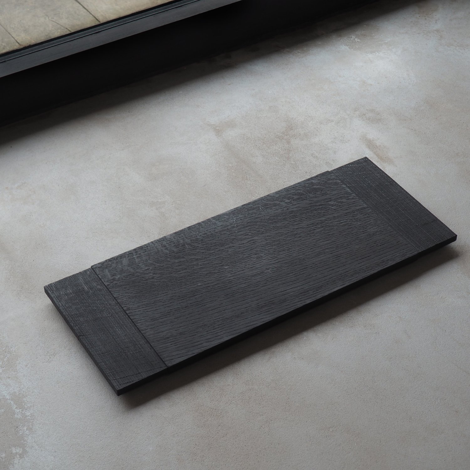 burnt-oak-tray-with-sawn-texture-1d-pachadesign.jpg