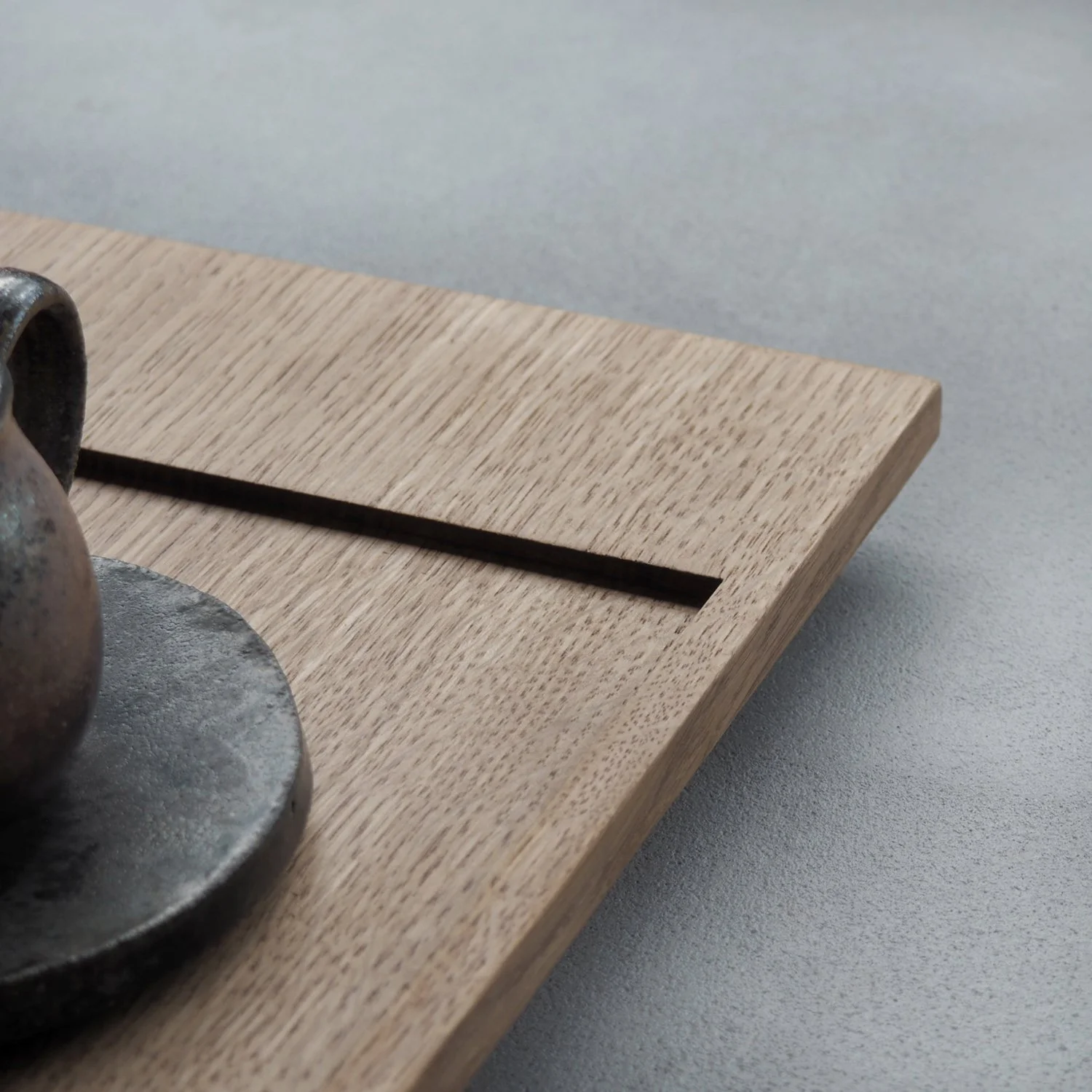 large-oak-tray-with-recess-1d-pachadesign.jpg