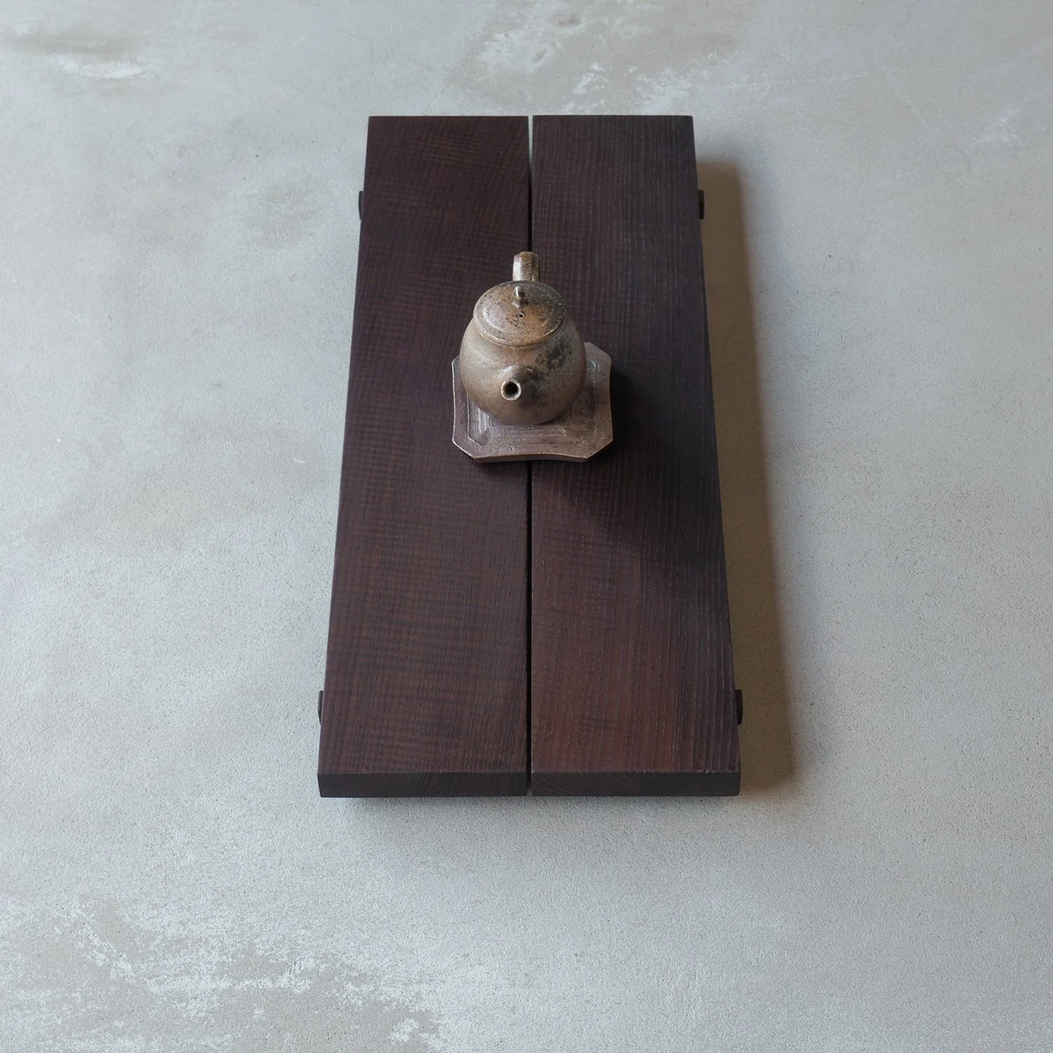 smoked-ash-low-tea-1f-pachadesign.jpg