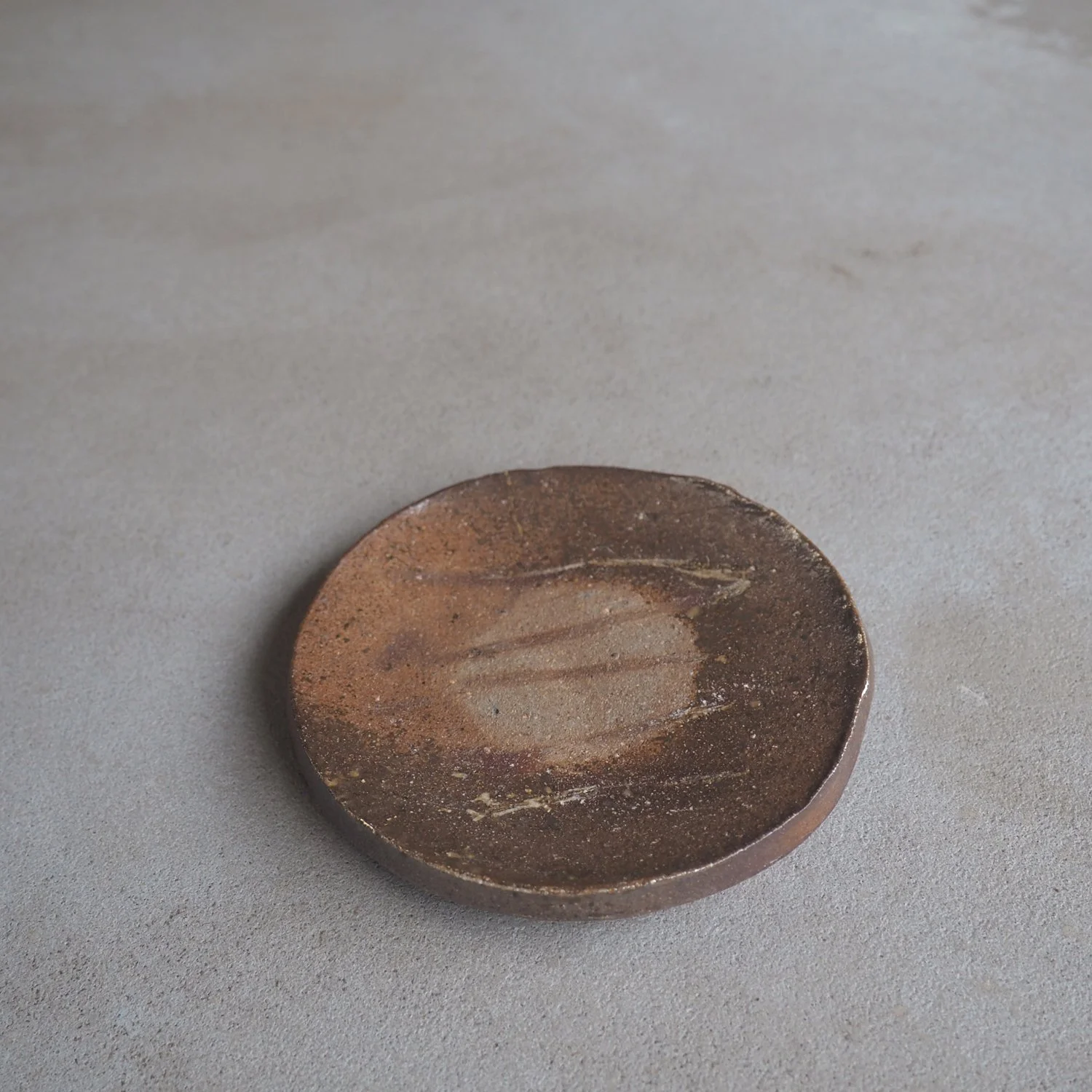 round-slab-plate-3-popalini-jezando-pachadesign.jpg