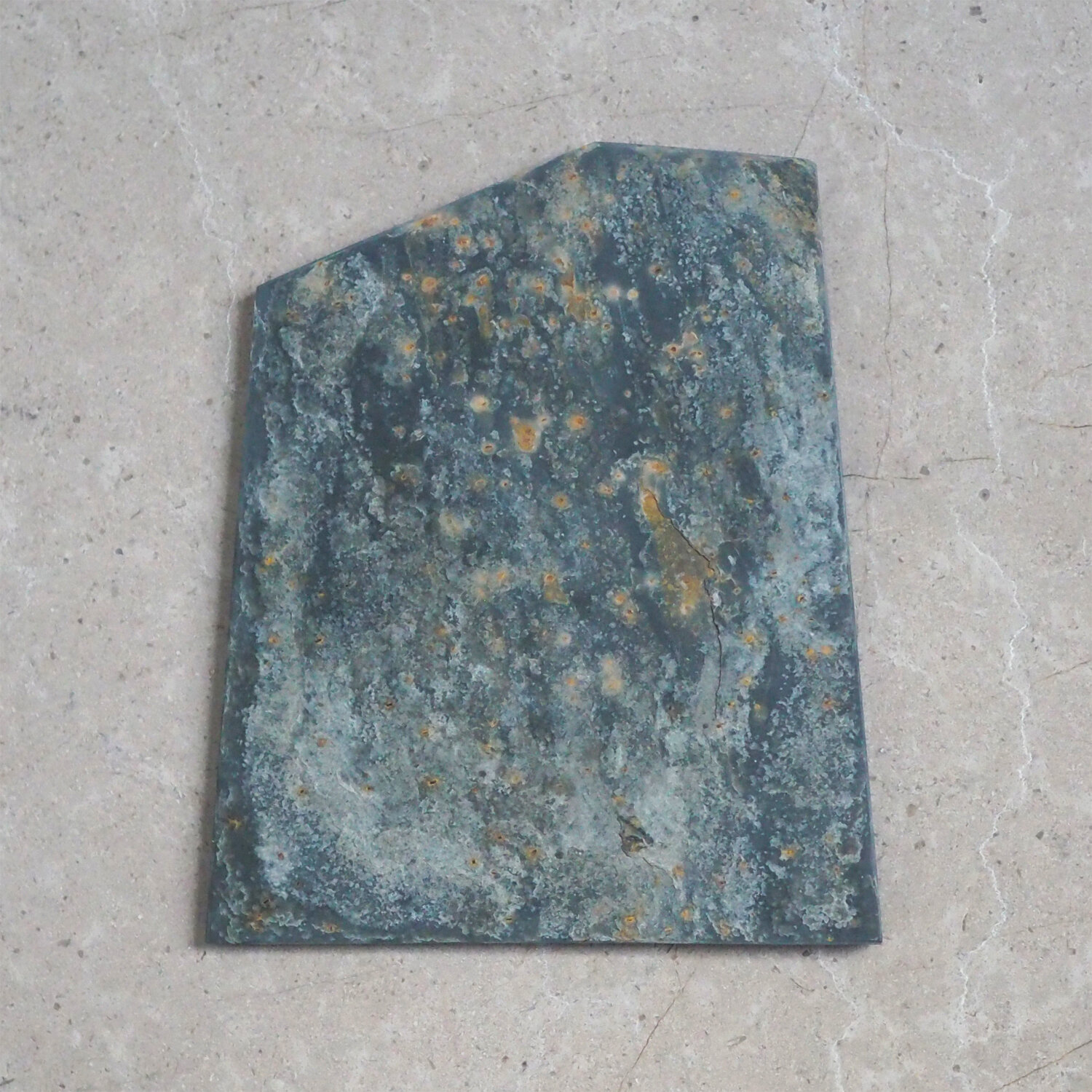 reclaimed-cornish-slate-serving-plate-6d-pachadesign.jpg