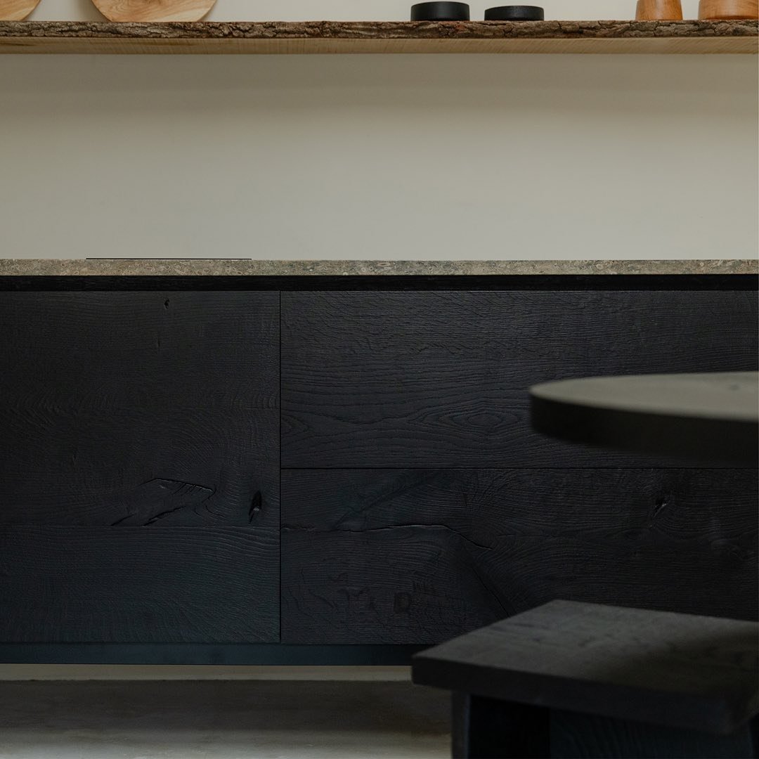 Real materials at flower bird wind moon.
English Oak in varying finishes: raw with a bark edge, oiled to enhance colour and markings, or burnt to a deep black tone with beautiful texture.
British Fossil Limestone: polished to a perfect smooth finish,