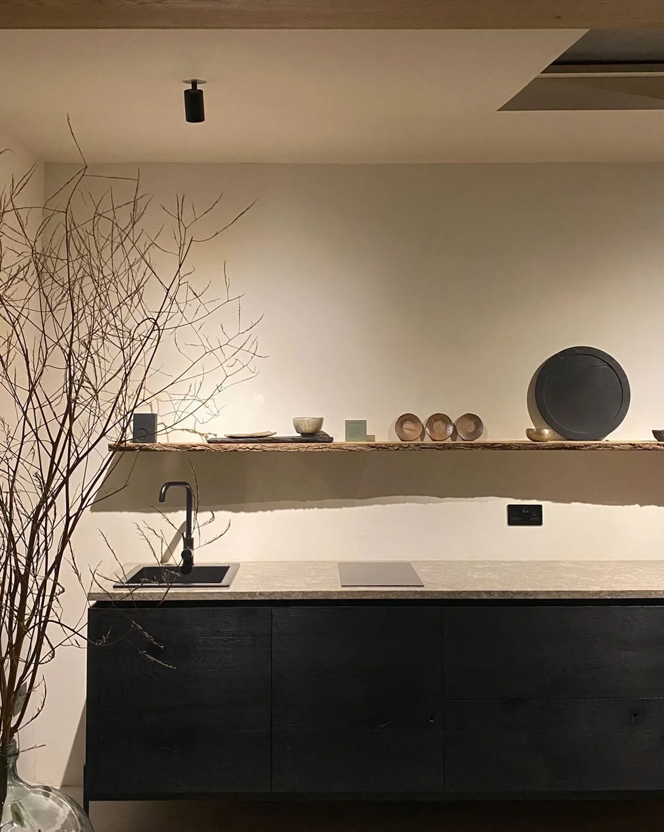 We&rsquo;re really looking forward to welcoming you today to flower bird wind moon for our festive celebration.
Everyone is welcome. 
Join us from 2 - 5pm for xmas drinks + sweet treats in our beautiful showroom space full of handmade objects perfect