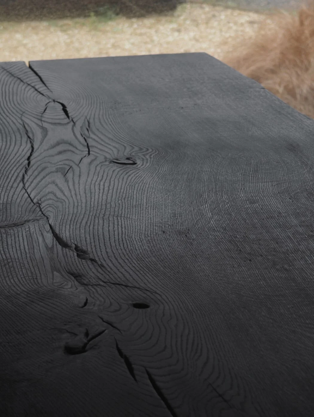 A few little glimpses, taken in our showroom, of a beautiful new piece that we delivered to London last week, designed and made for an exciting new space opening soon.
More to be revealed &hellip;

#burntoak #handmadefurnıture #interiordesign #sculpt