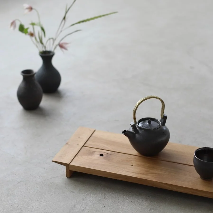 New work for RITUAL OBJECTS opening this evening @maudandmabellondon 

Low Tea Tray in English Oak with handles.

The exhibition opens tonight with a private view in the gallery from 5pm to 7pm, then online at maudandmabel.com from 7pm.

You can visi