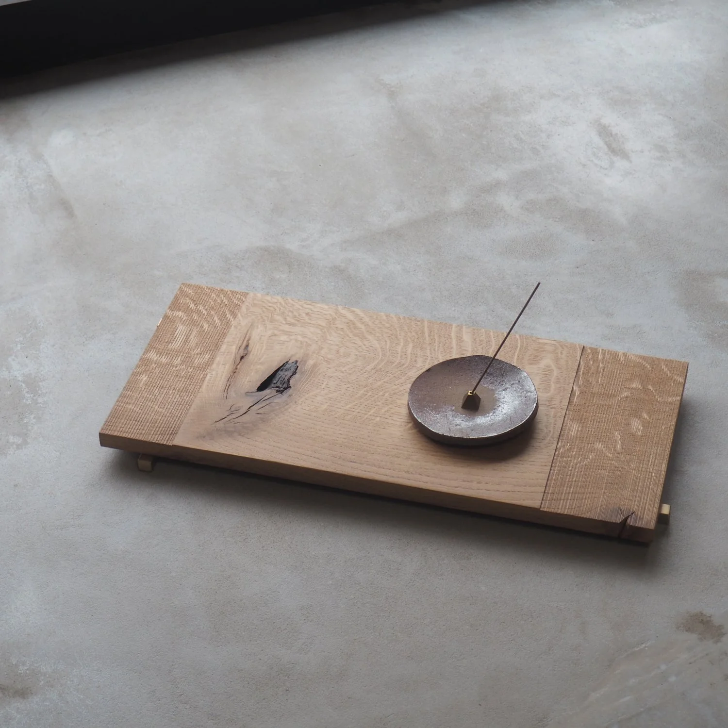 oak-brass-altar-1a-pachadesign.jpg