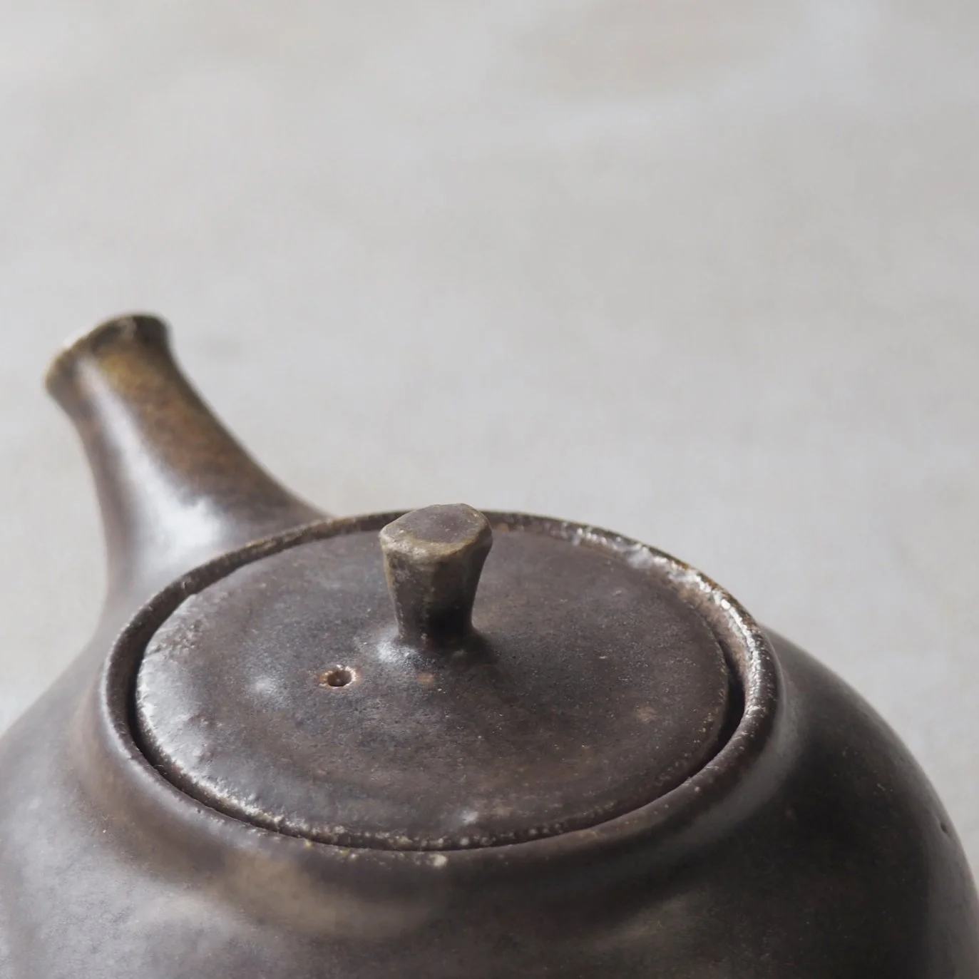 shino-kyusu-1d-pachadesign.jpg