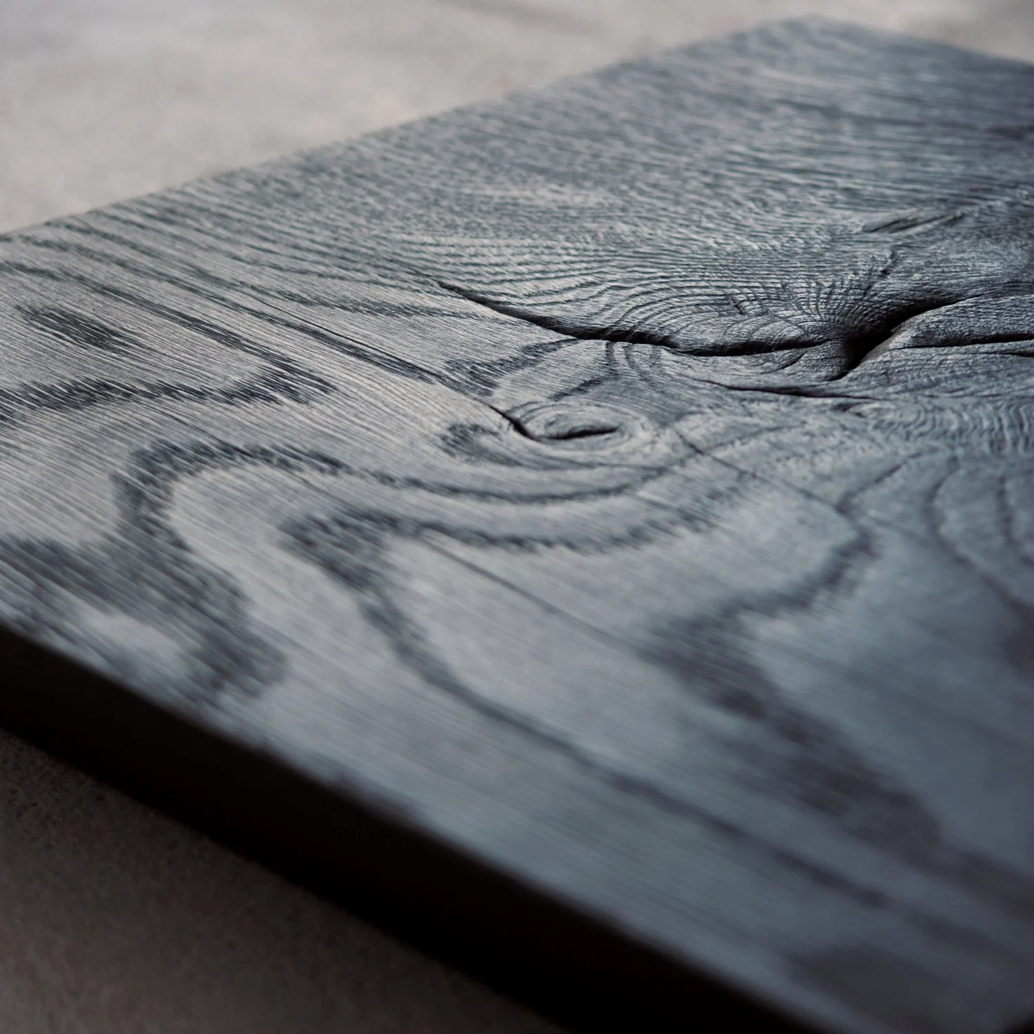 square-burnt-oak-serving-plinth-1d-pachadesign.jpg