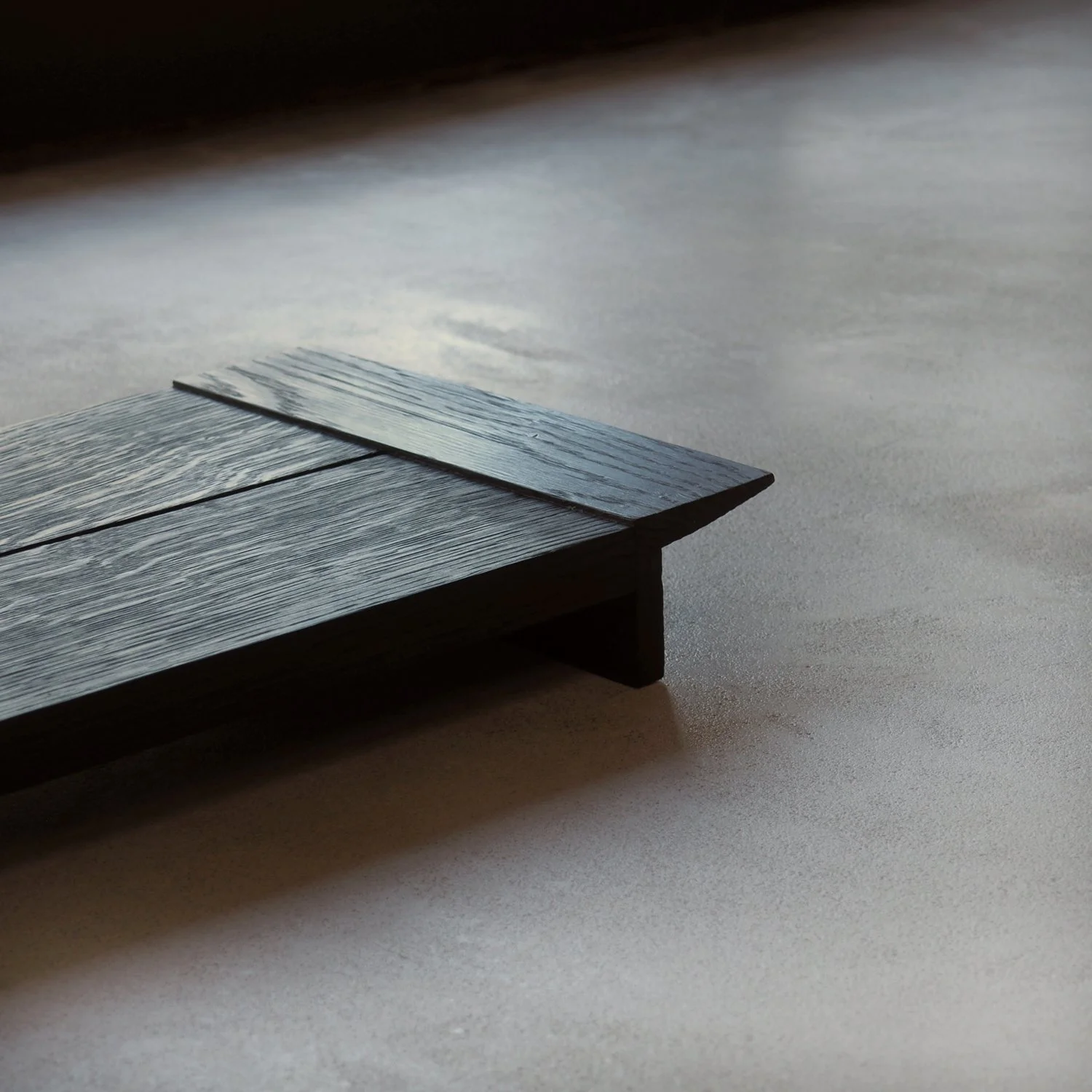 burnt-oak-low-tea-with-handles-1d-pachadesign.jpg