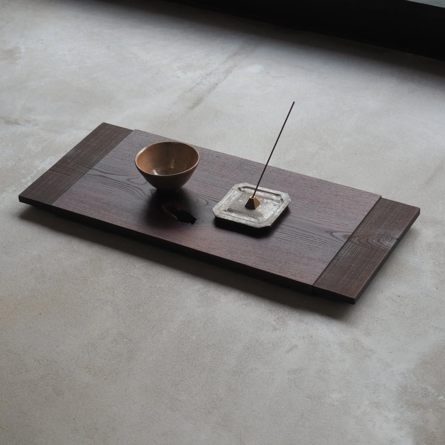 smoked-ash-tray-with-sawn-texture-1d-pachadesign.jpg