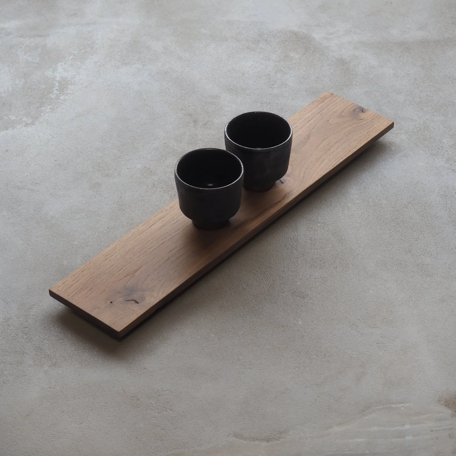 narrow-oak-plinth-2b-pachadesign.jpg
