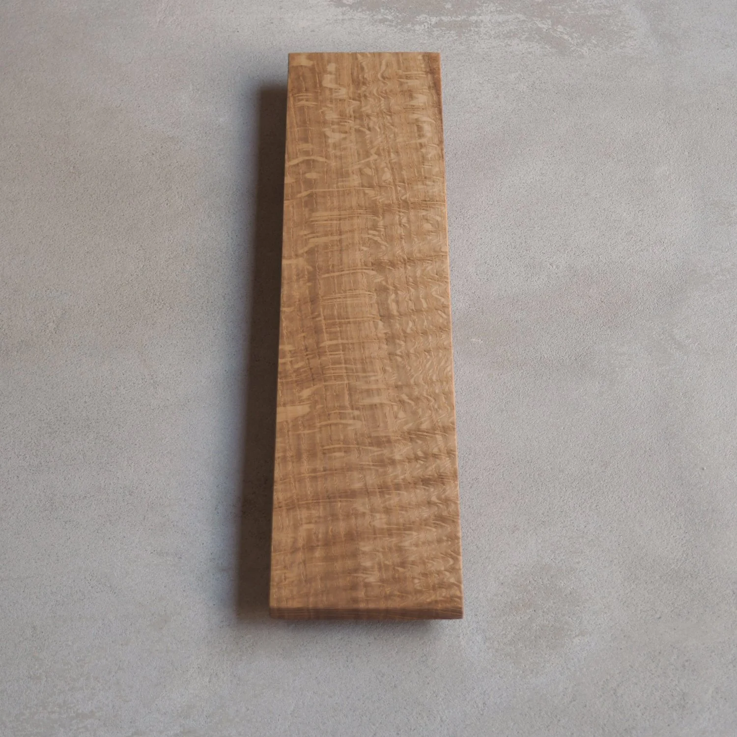 long-oak-tray-plinth-1a-pachadesign.jpg