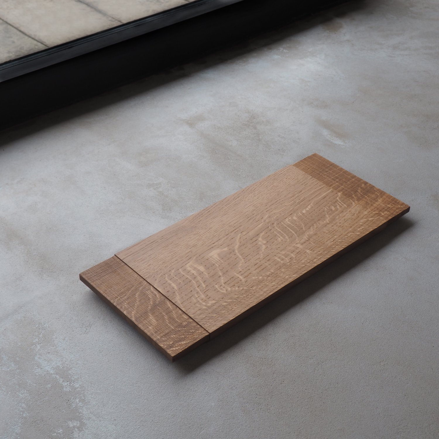 oak-tray-with-sawn-texture-2a-pachadesign.jpg