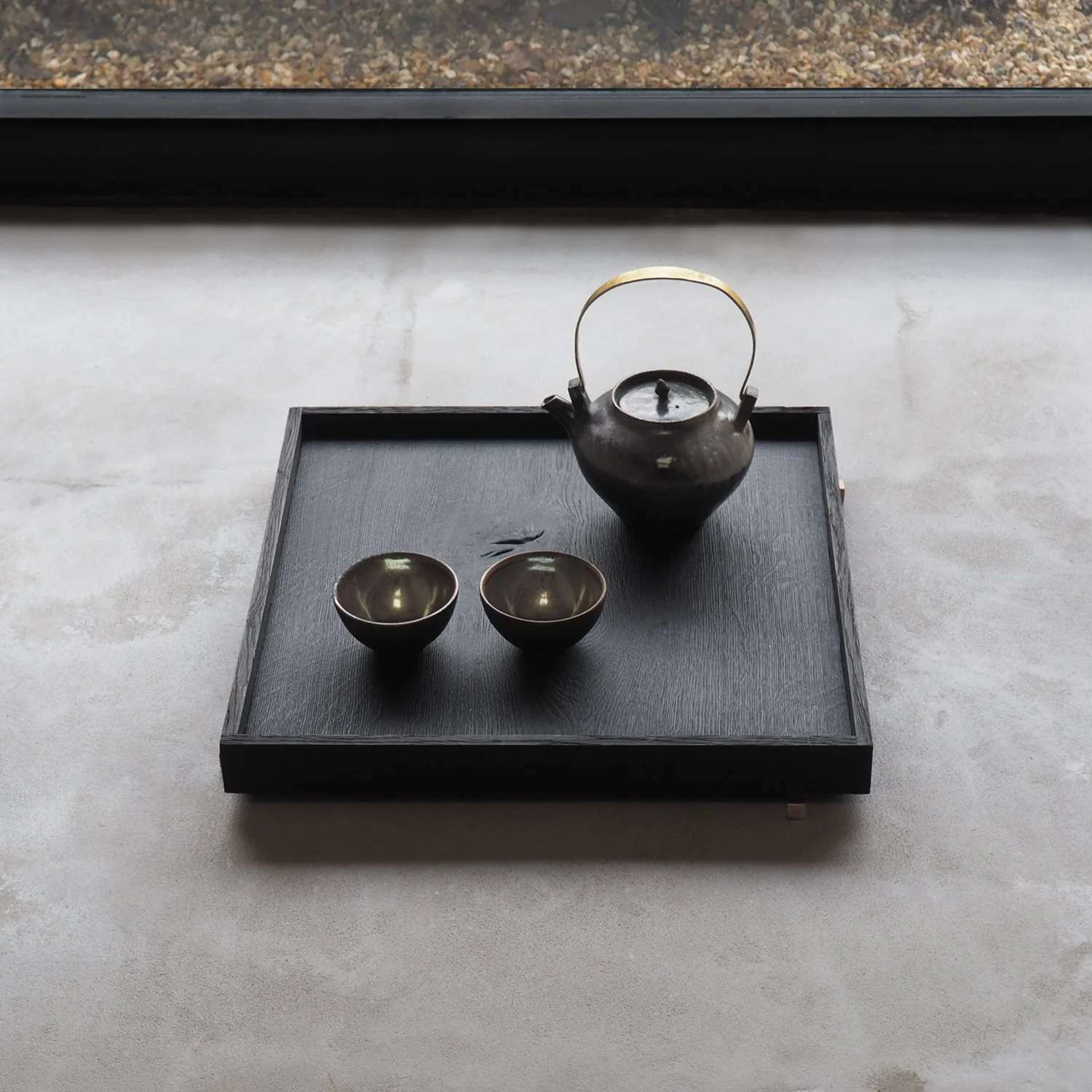 burnt-oak-and-brass-tray-1f-pachadesign.jpg