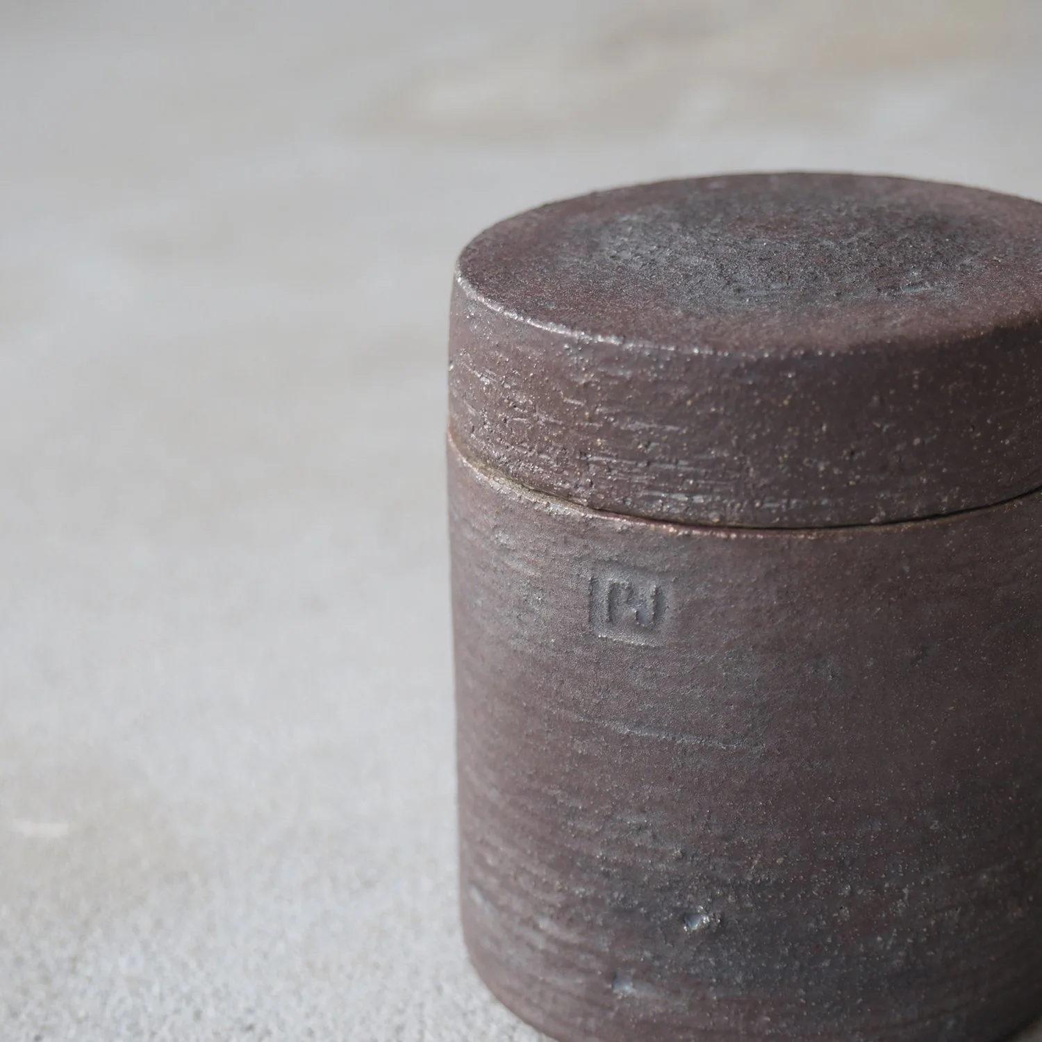 iron-wash-box-1c-pachadesign.jpg