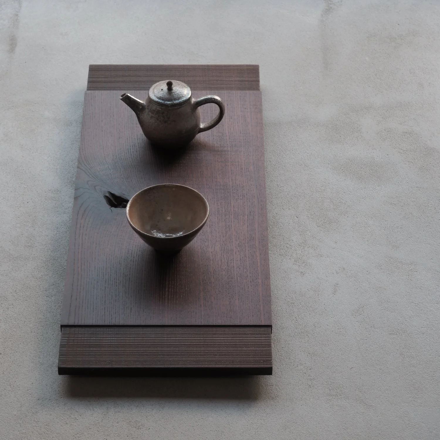 smoked-ash-tray-with-sawn-texture-2a-pachadesign.jpg