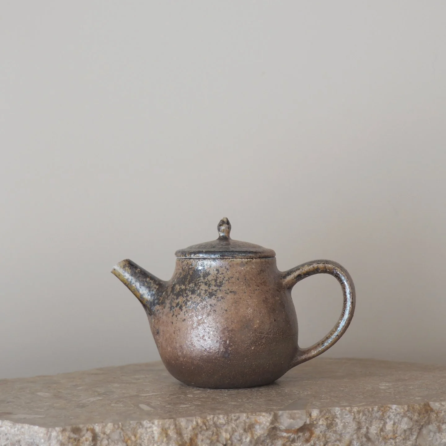 small-wood-fired-teapot-1a-pachadesign.jpg
