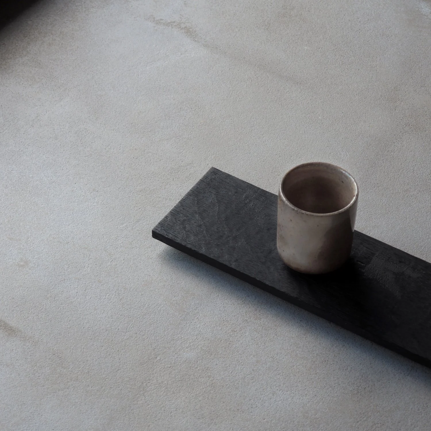 long-burnt-oak-tray-plinth-1a-pachadesign.jpg
