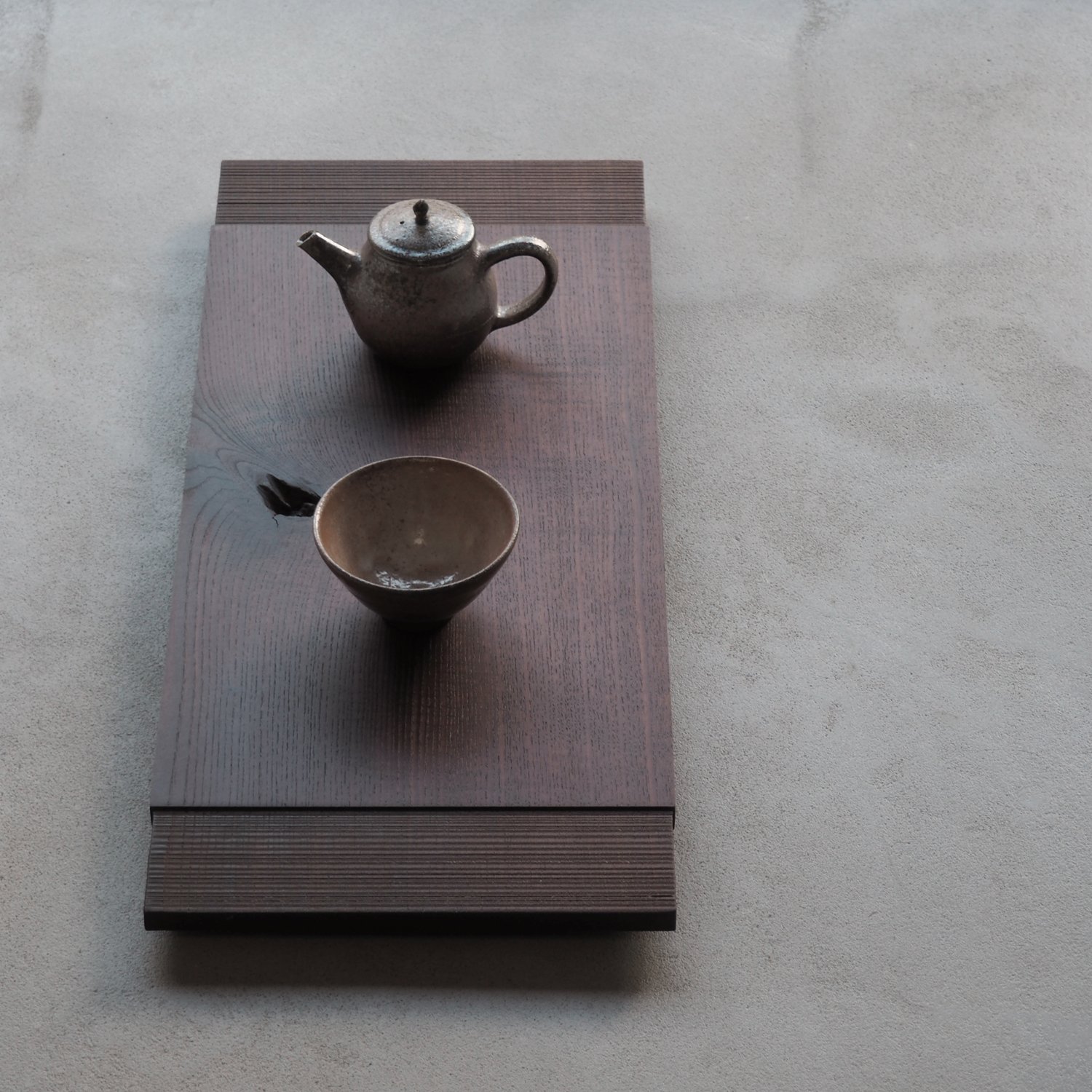 smoked-ash-tray-with-sawn-texture-2a-pachadesign.jpg