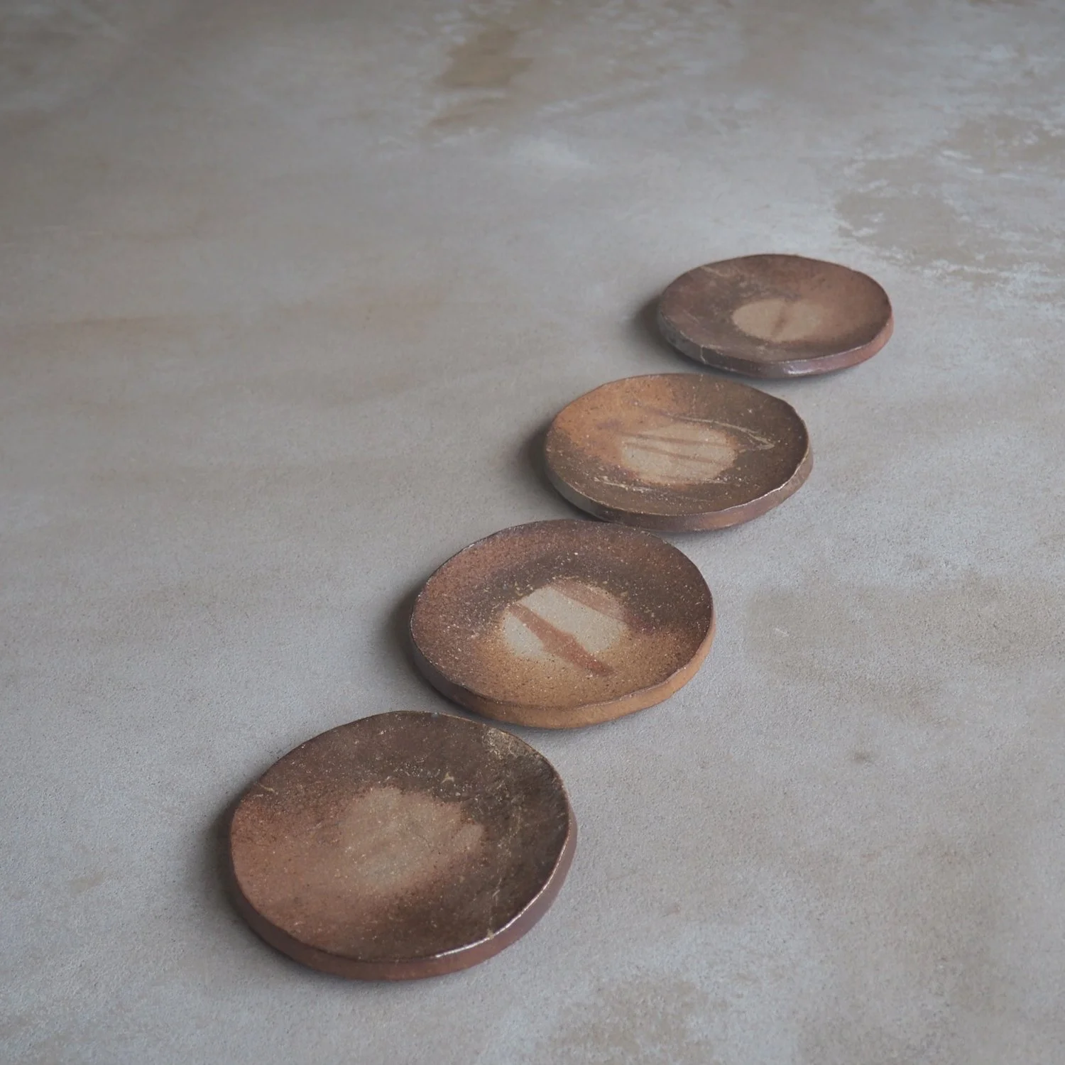 round-slab-plates-a-popalini-jezando-pachadesign.jpg