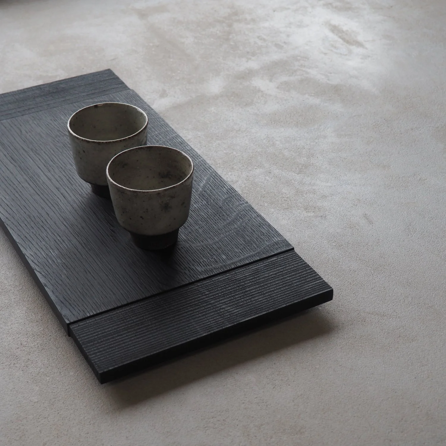 burnt-oak-tray-with-sawn-texture-2b-pachadesign.jpg