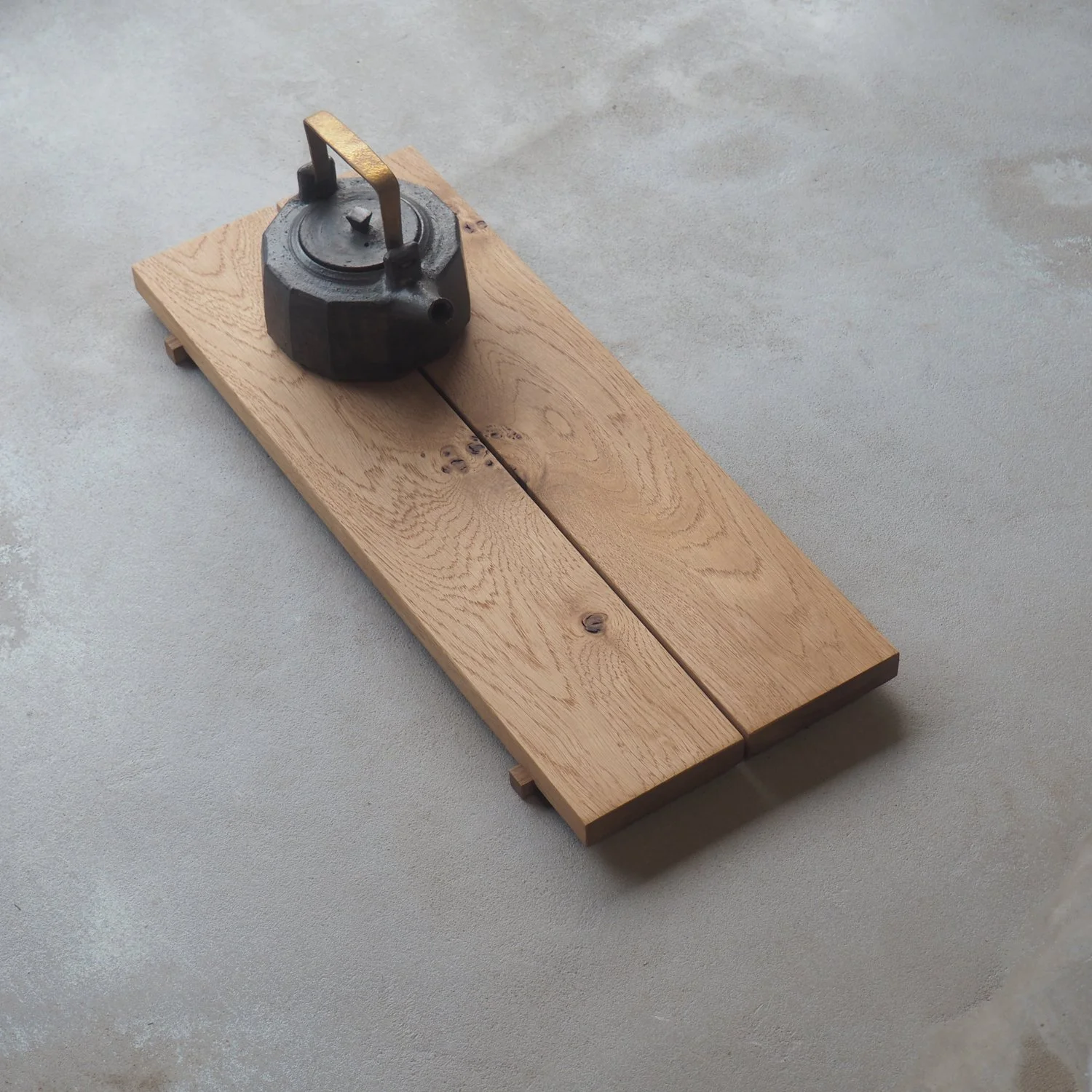 oak-low-tea-1d-pachadesign.jpg