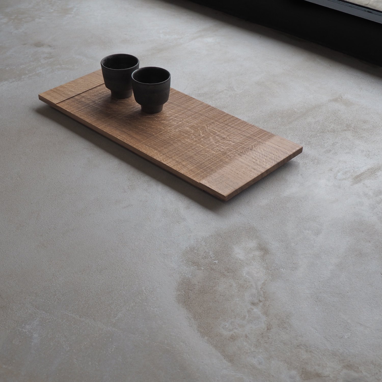 oak-tray-with-sawn-texture-3b-pachadesign.jpg