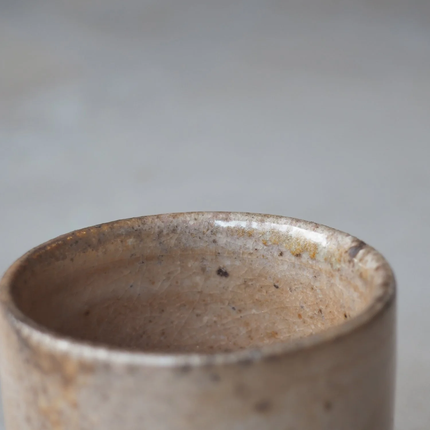 tall-shino-yunomi-1b-pachadesign.jpg