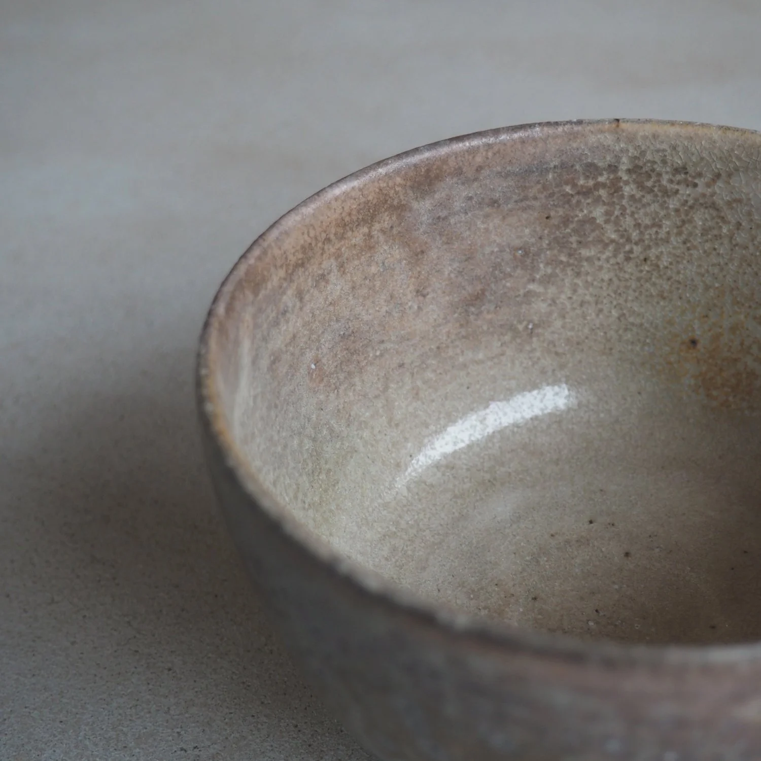 shino-chawan-1e-popalini-jezando-pachadesign.jpg