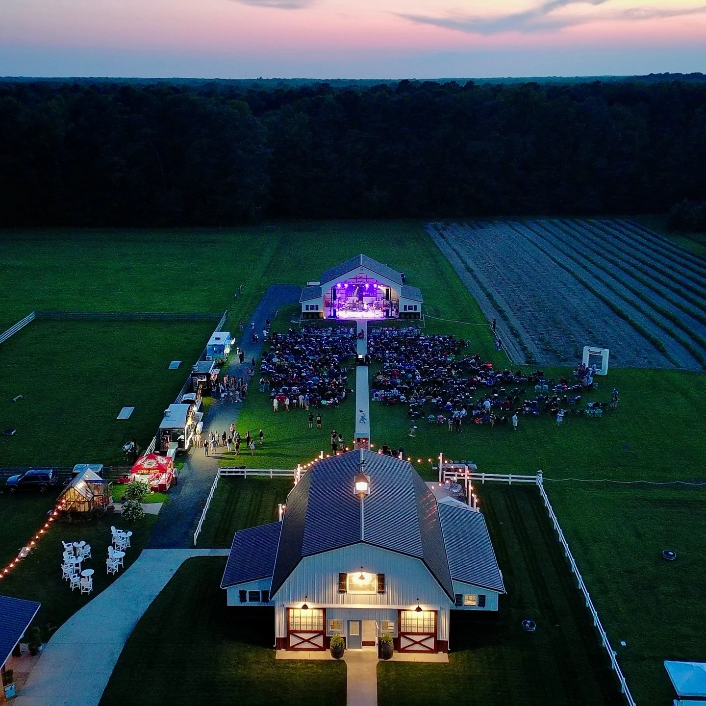 You could be here this weekend ⭐️

ALEX MILLER Country Concert at Loblolly Acres
Viola, Delaware
September 6, 2025
DOORS OPEN AT 6:30P | CONCERT BEGINS AT 8P

Alex Miller, a rising country music star from Lancaster, Kentucky, is coming back to Loblol