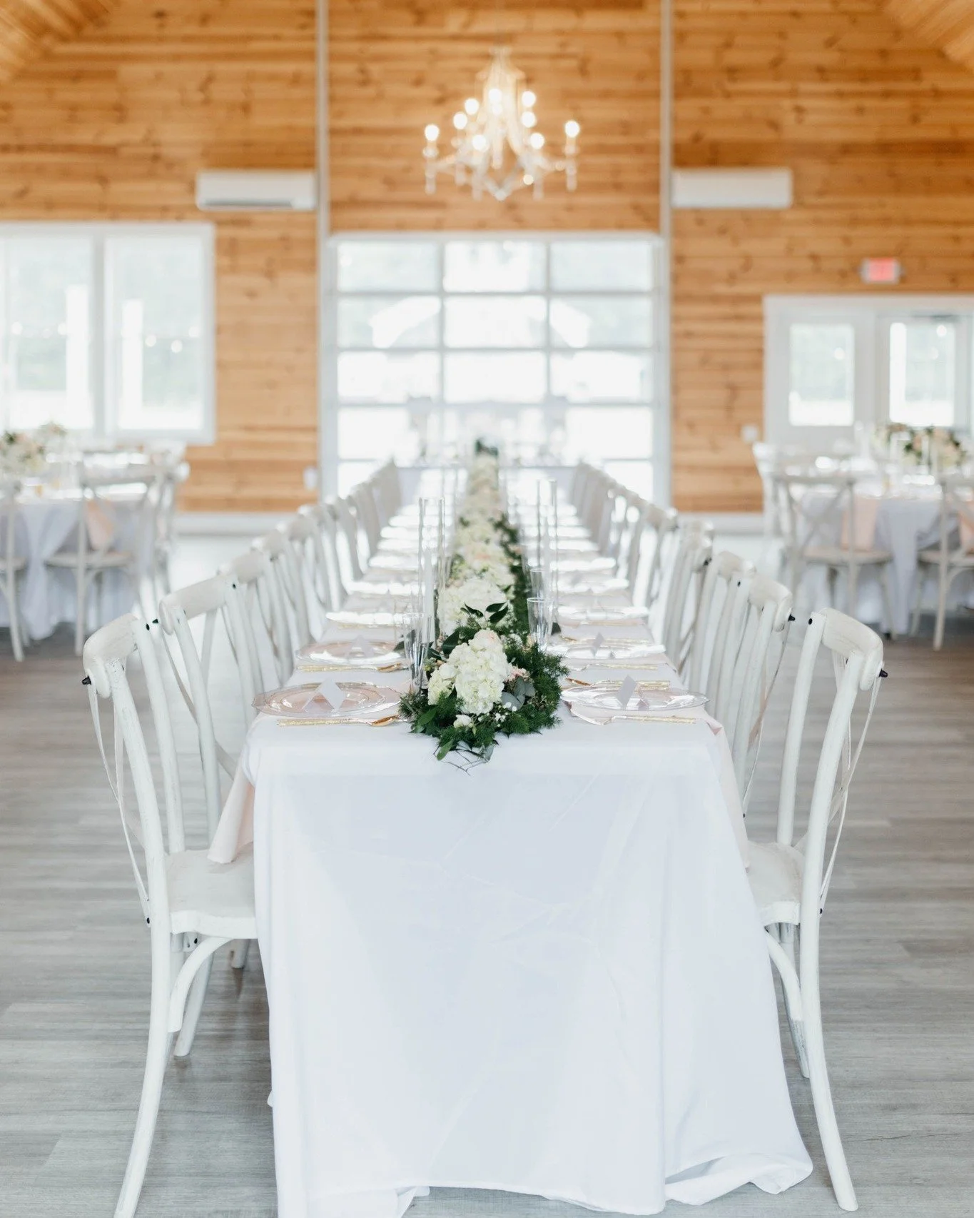 Pretty in Pink Details from the Wilson's June Wedding ✨ 

NOW BOOKING 2027 &amp; 2028 WEDDINGS 
We still have select October, November, and December weekend dates available!

Celebrate your special day at the farm with access to:
✨ The Magnolia Barn 