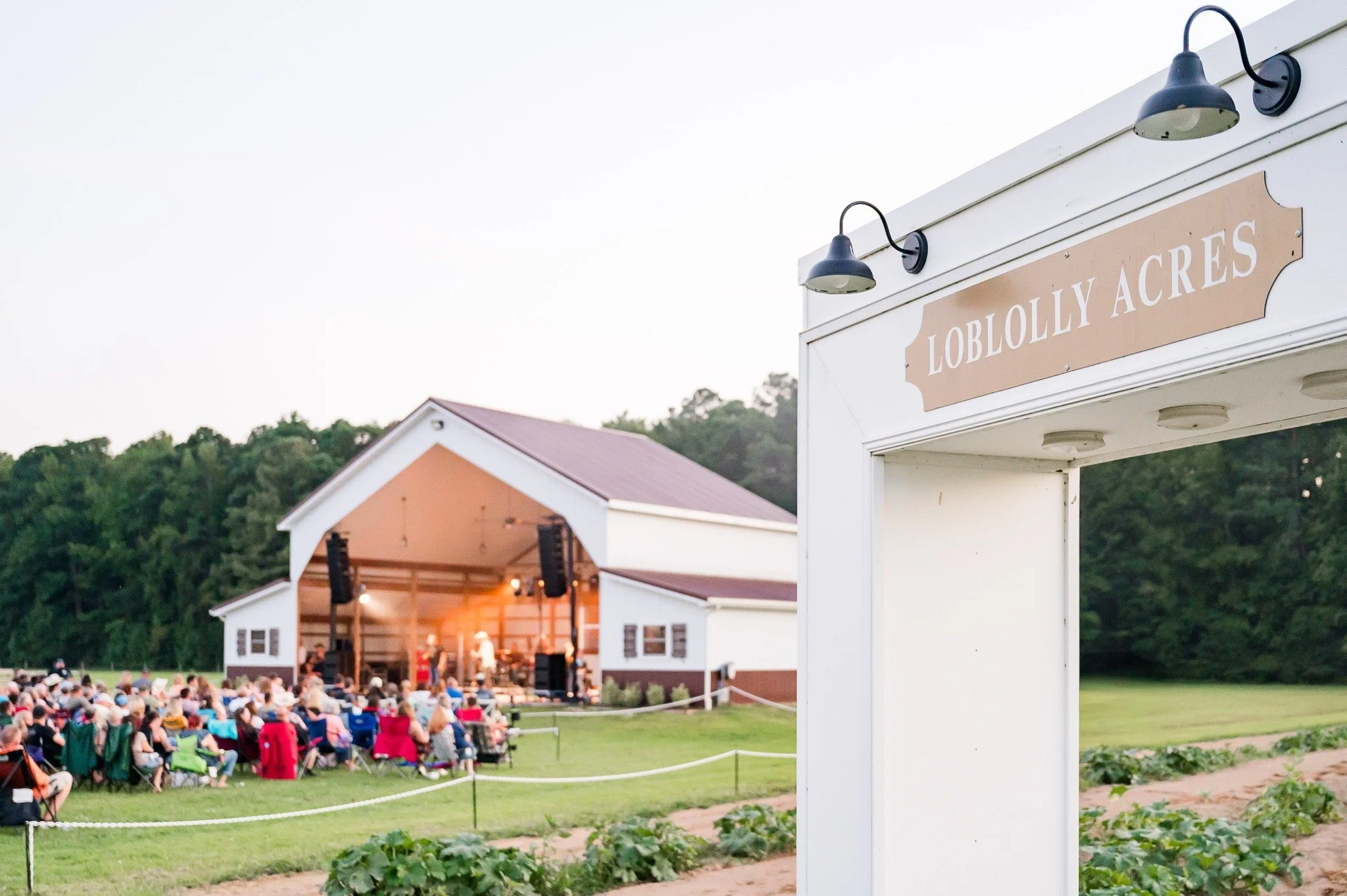 JUNE EVENTS AT LOBLOLLY ACRES 
Grab your family, friends and lawn chairs &mdash; and come make memories with us on the farm in Viola, Delaware! 🌾

🇺🇸 ALL AMERICAN FAMILY PICNIC 🇺🇸�Celebrate Flag Day With Us!�📅 June 14 | Doors Open 1 PM | Concer