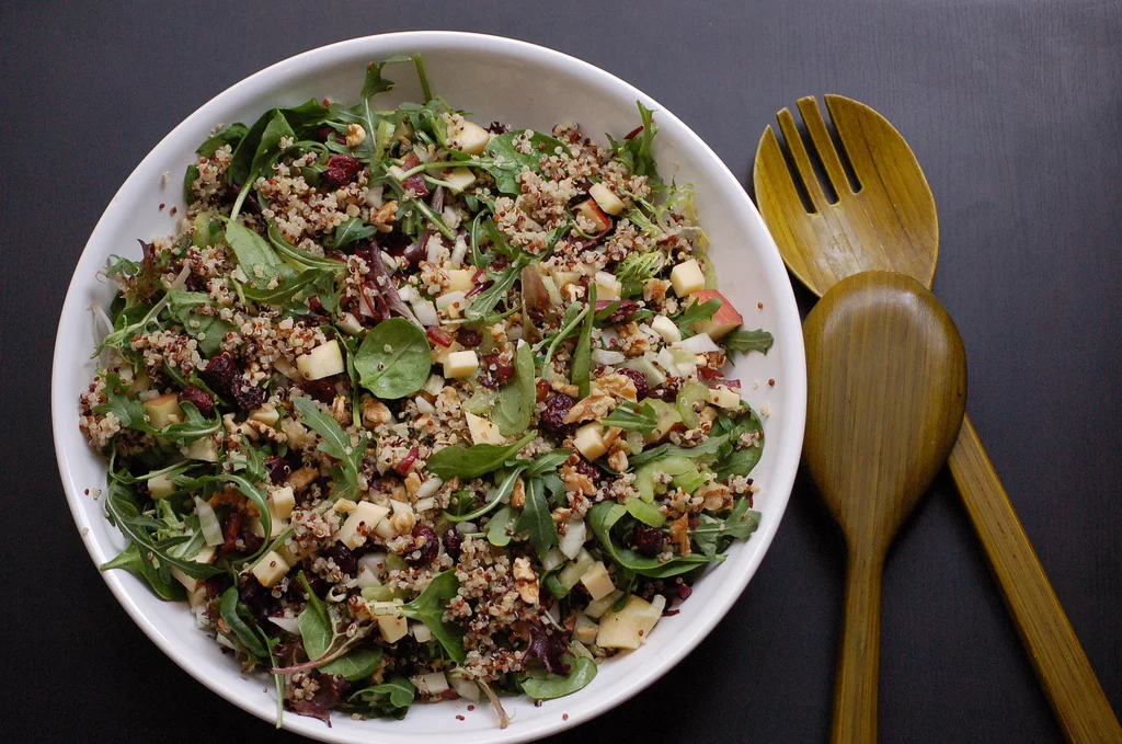 Salada de verão com quinoa