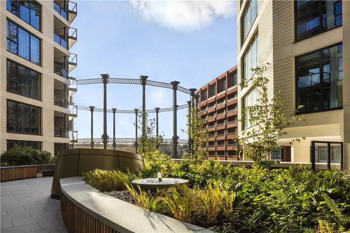 Debbie Flevotomou Architects Ltd — BUILT PROJECTS, MIX SCHEME, LONDON