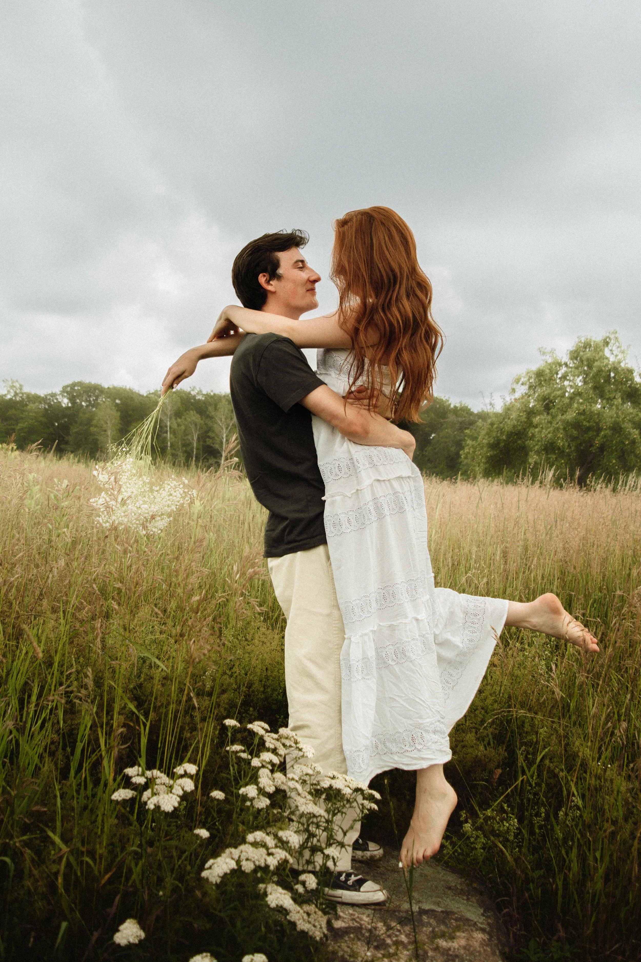 Breakneck Hill Couples Photoshoot